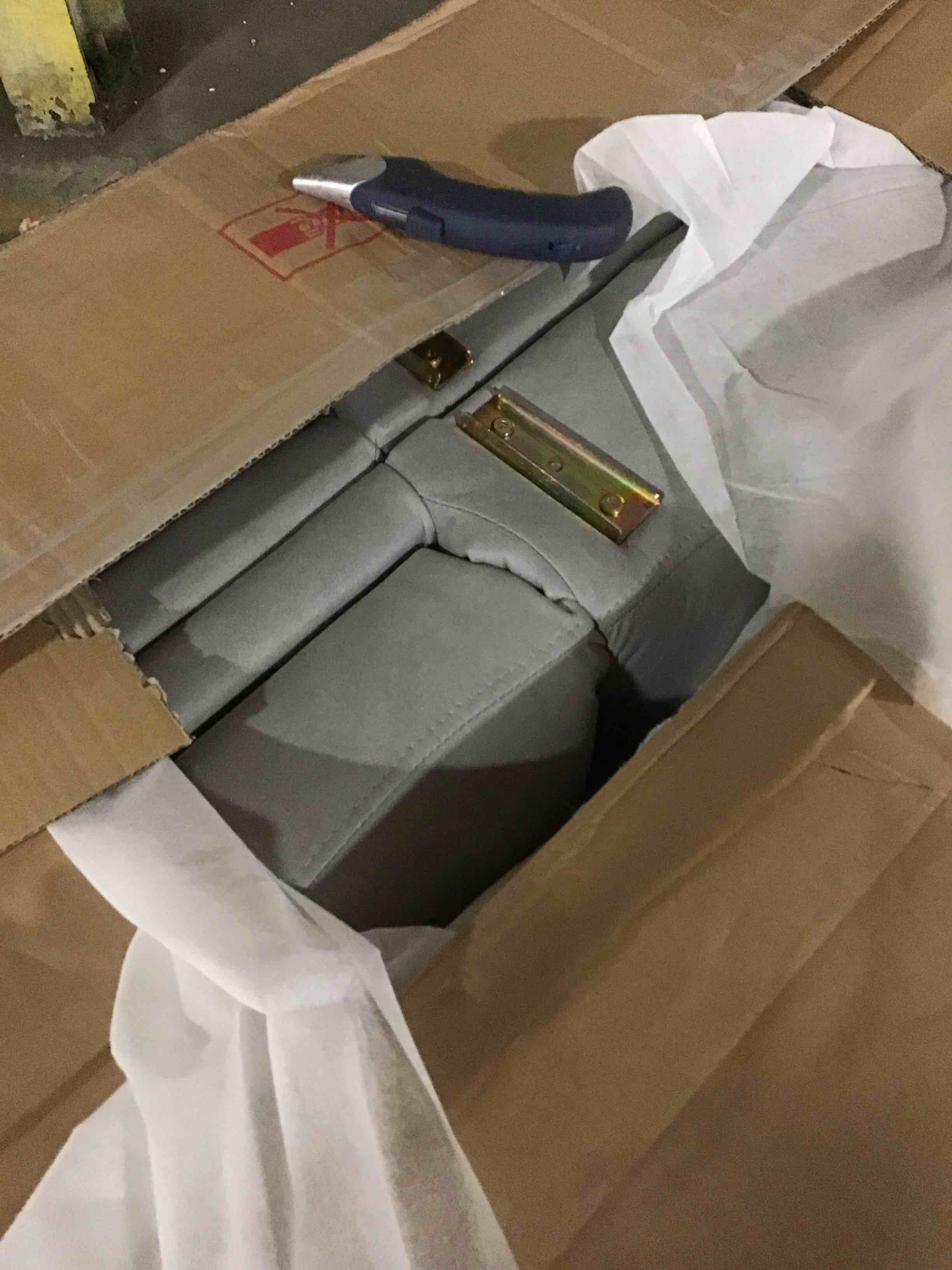 https://s3.amazonaws.com/lotting-images-prod/bidfta/GRN5608657_1710875831844.jpeg