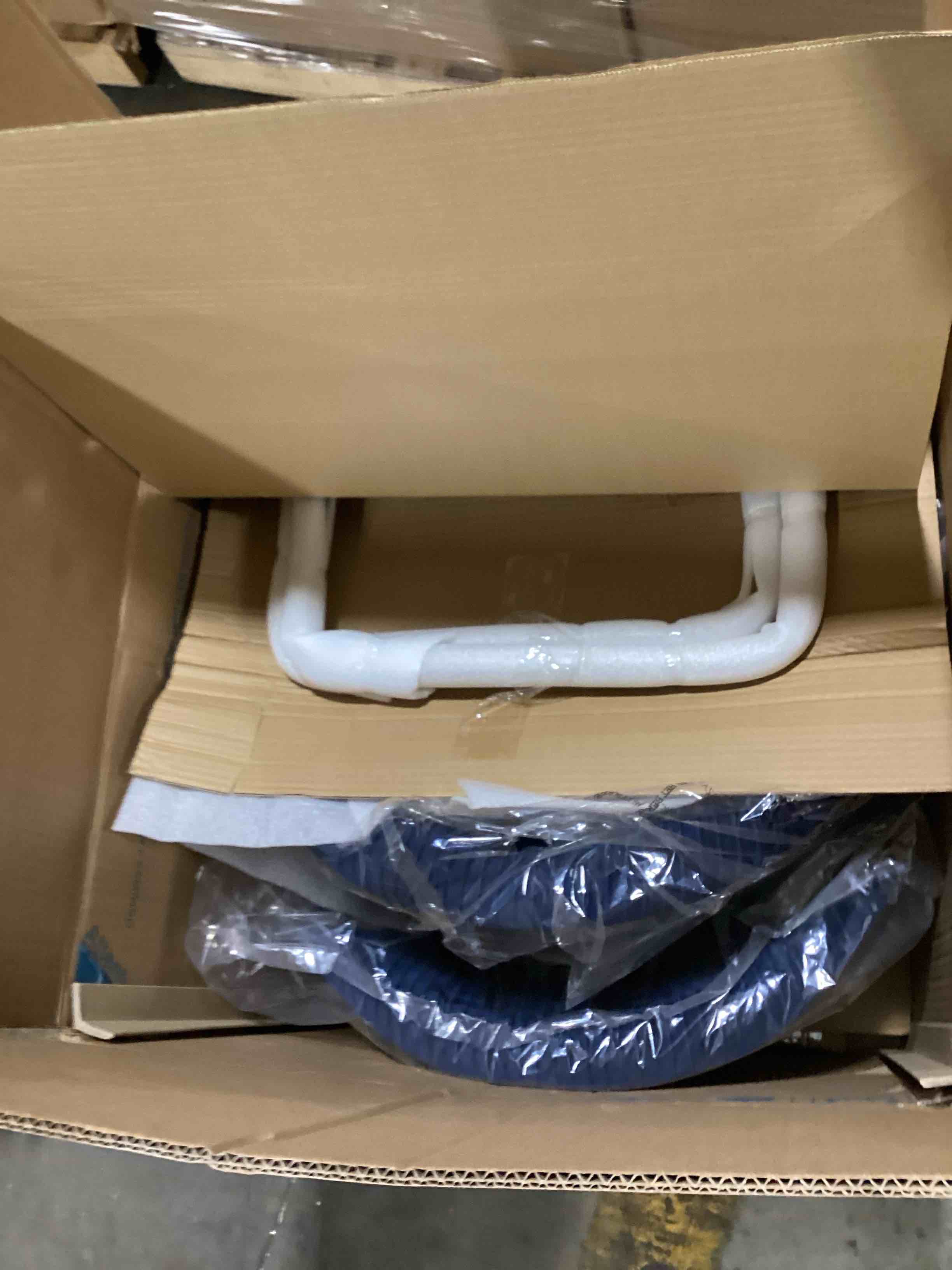 https://s3.amazonaws.com/lotting-images-prod/bidfta/GRN5609490_1708619764464.jpeg
