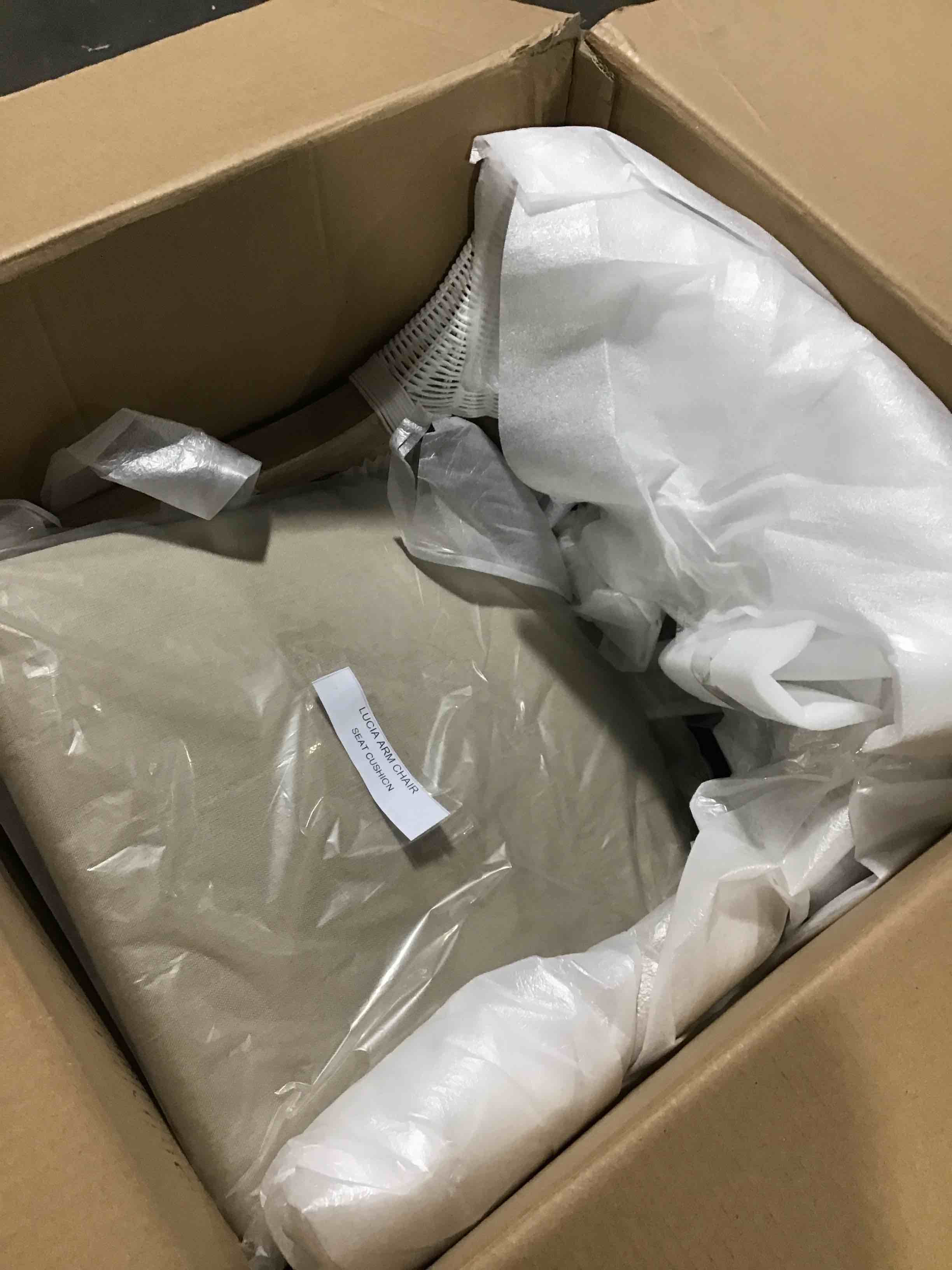 https://s3.amazonaws.com/lotting-images-prod/bidfta/GRN5610643_1710962744987.jpeg