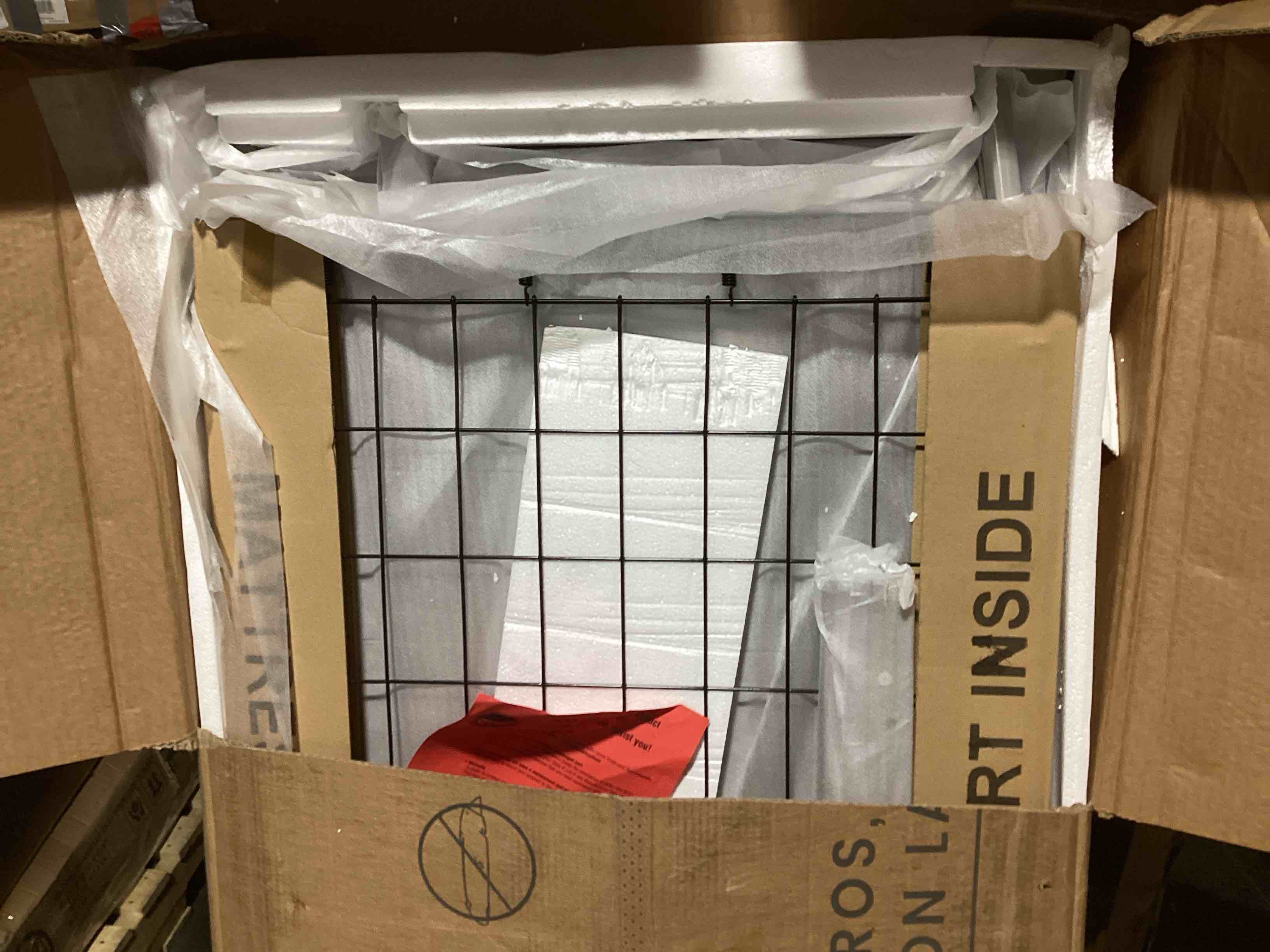https://s3.amazonaws.com/lotting-images-prod/bidfta/GRN5610742_1711132916657.jpeg