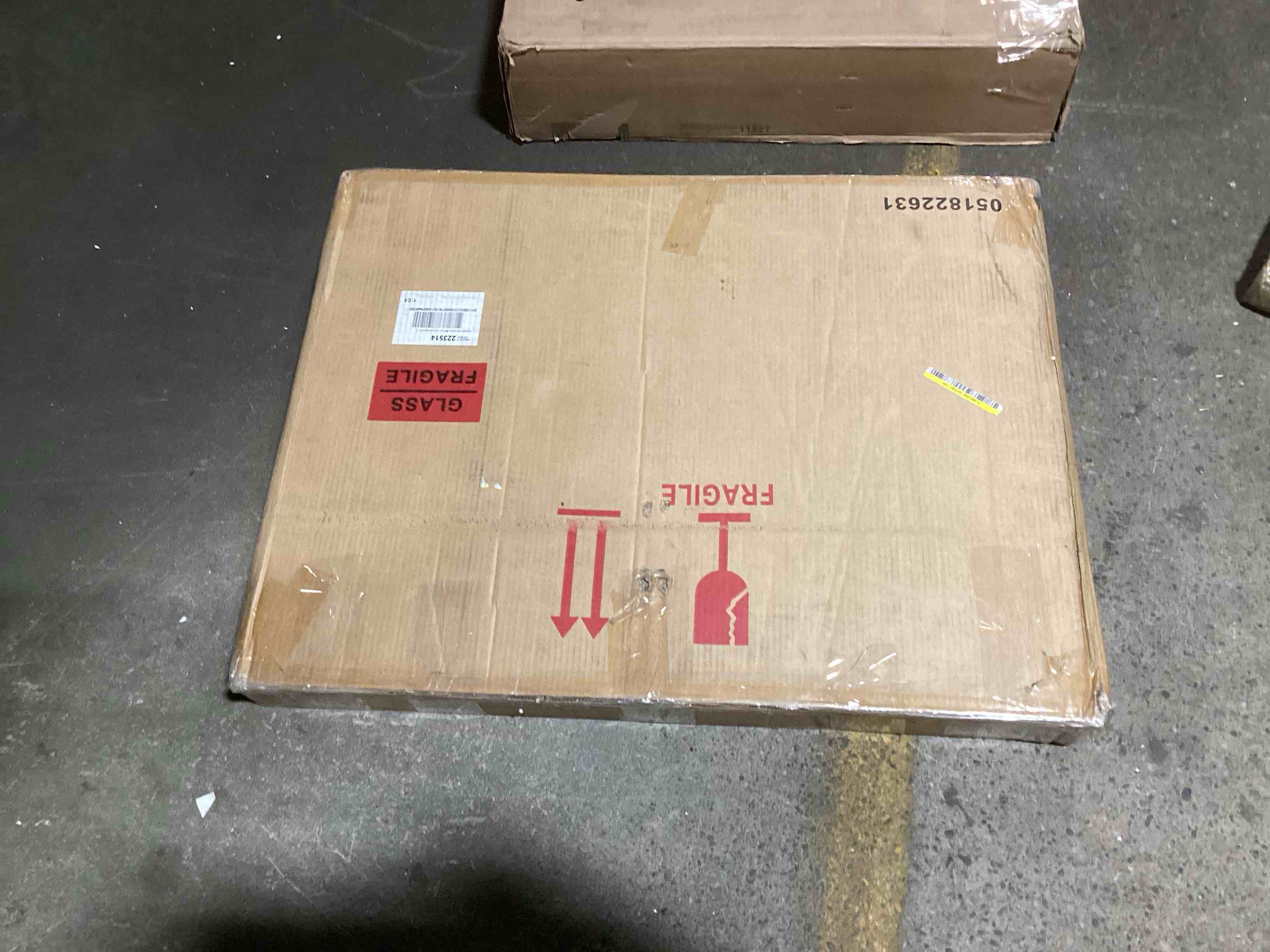 https://s3.amazonaws.com/lotting-images-prod/bidfta/GRN5611011_1711639347917.jpeg