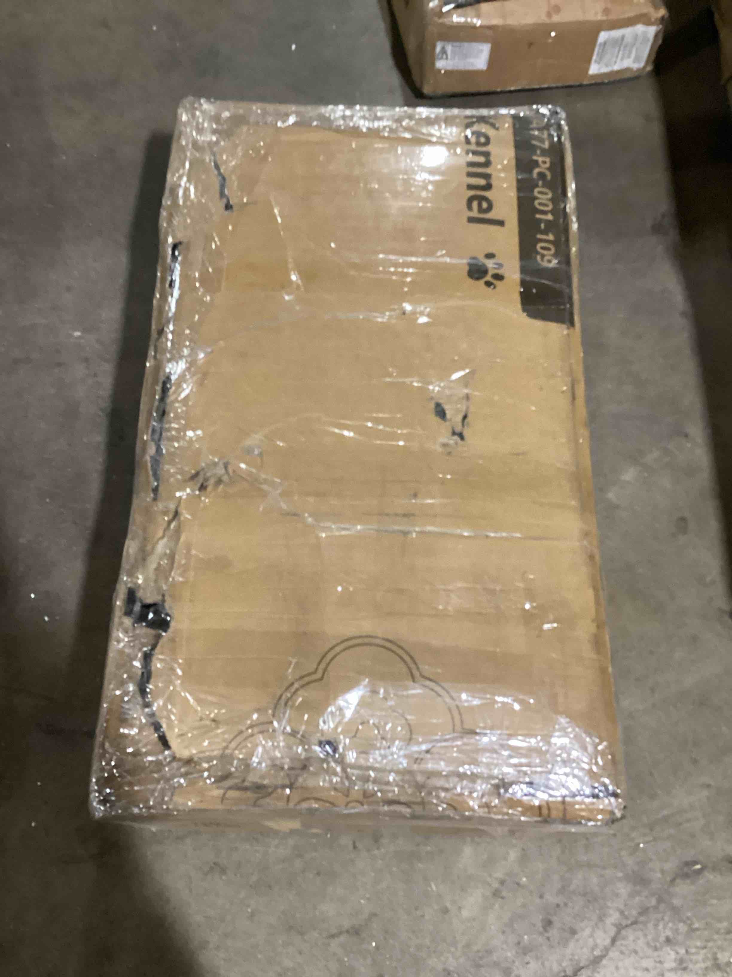 https://s3.amazonaws.com/lotting-images-prod/bidfta/GRN5611338_1712251964640.jpeg