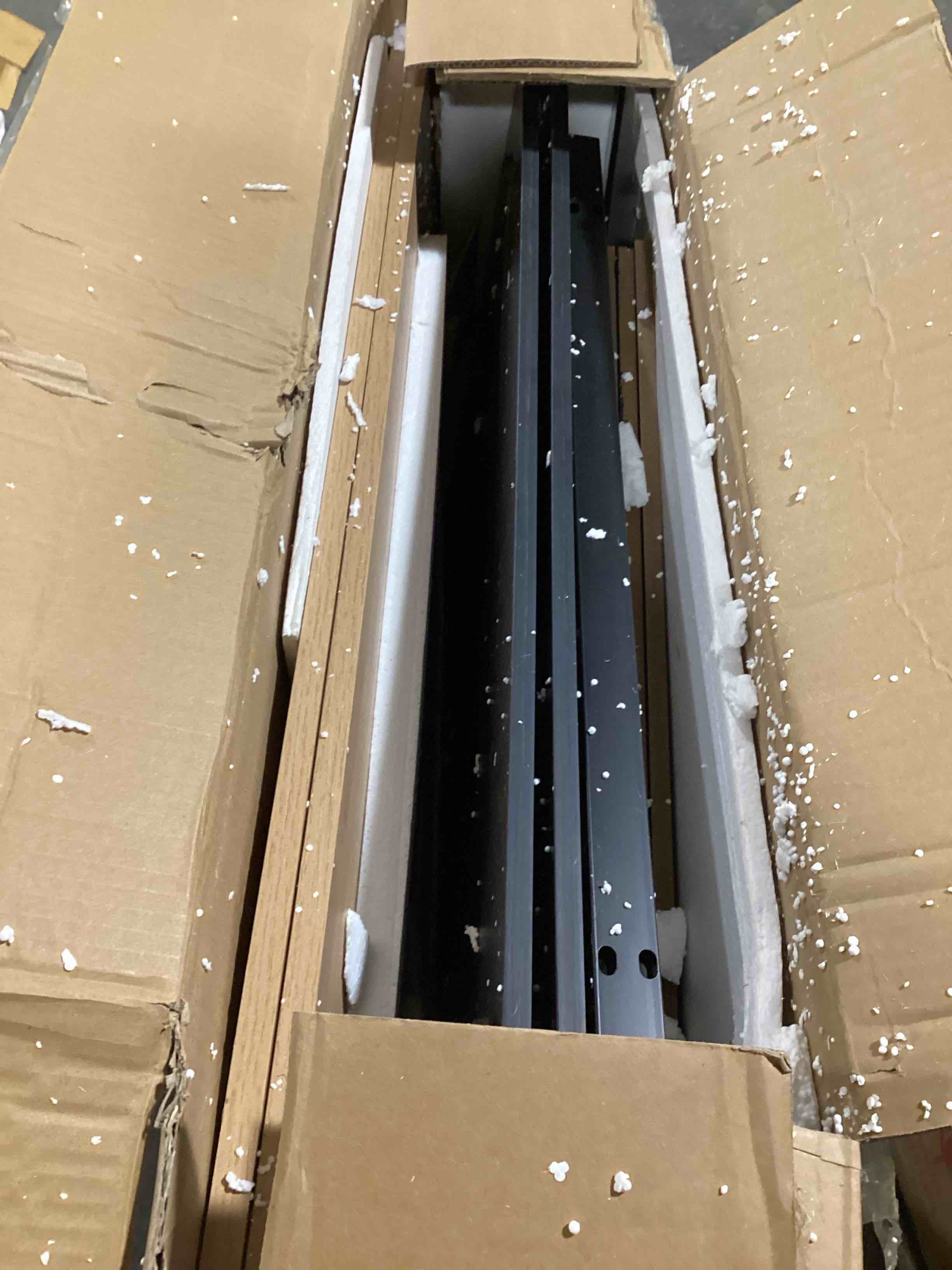 https://s3.amazonaws.com/lotting-images-prod/bidfta/GRN5612669_1702671162669.jpeg
