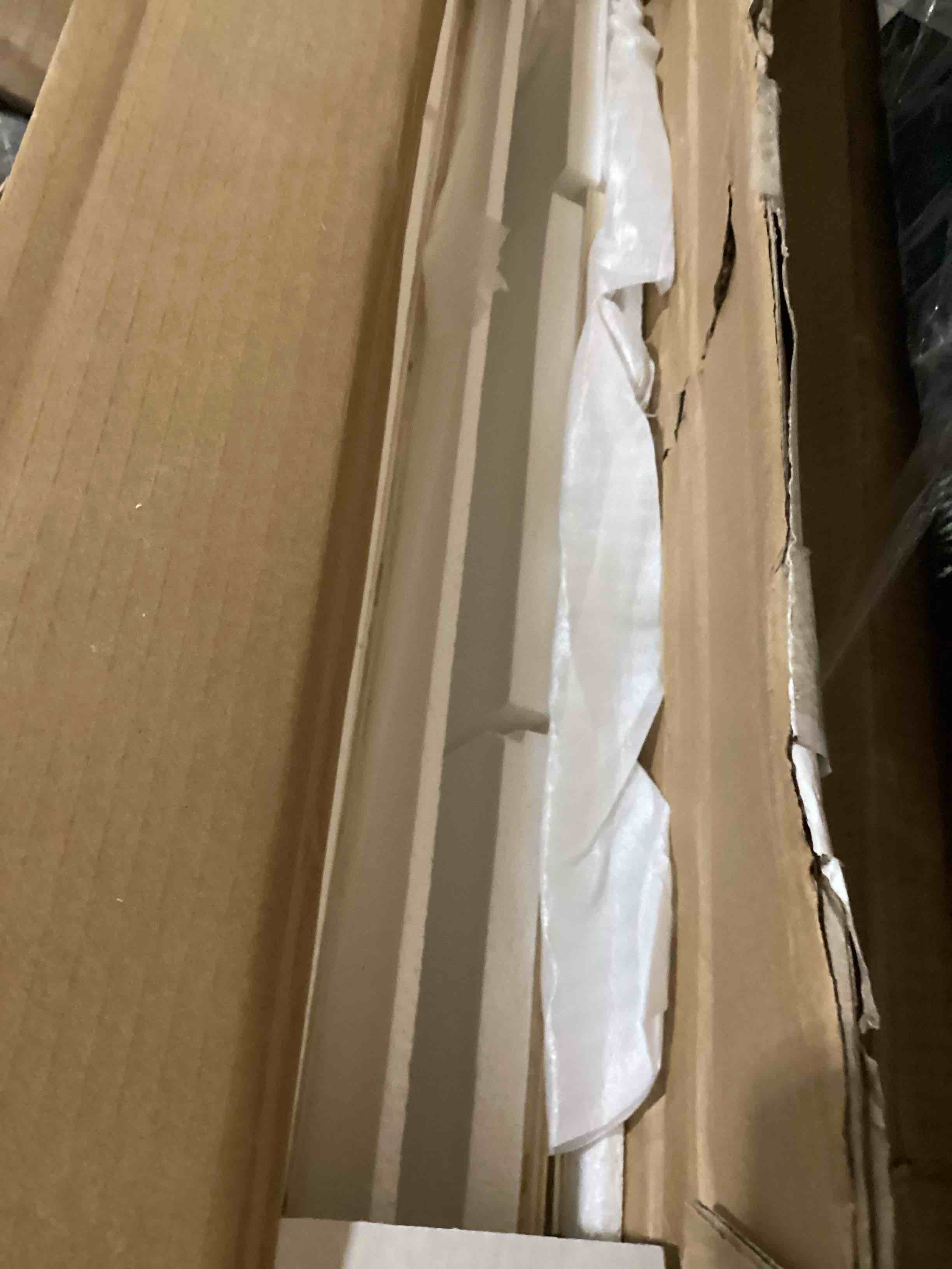 https://s3.amazonaws.com/lotting-images-prod/bidfta/GRN5613177_1703609430703.jpeg