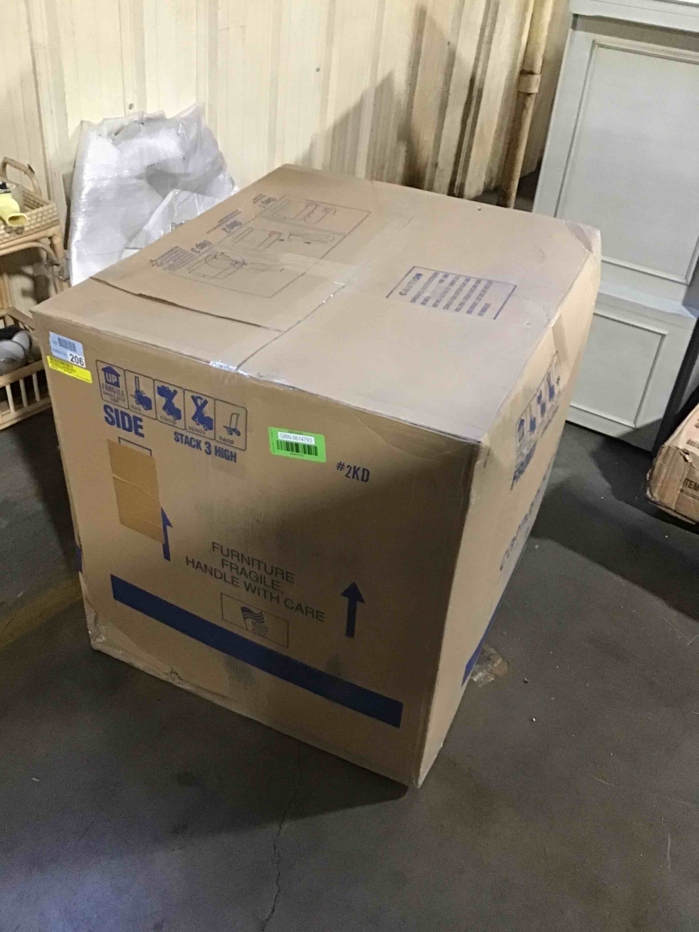 https://s3.amazonaws.com/lotting-images-prod/bidfta/GRN5614793_1704295902508.jpeg