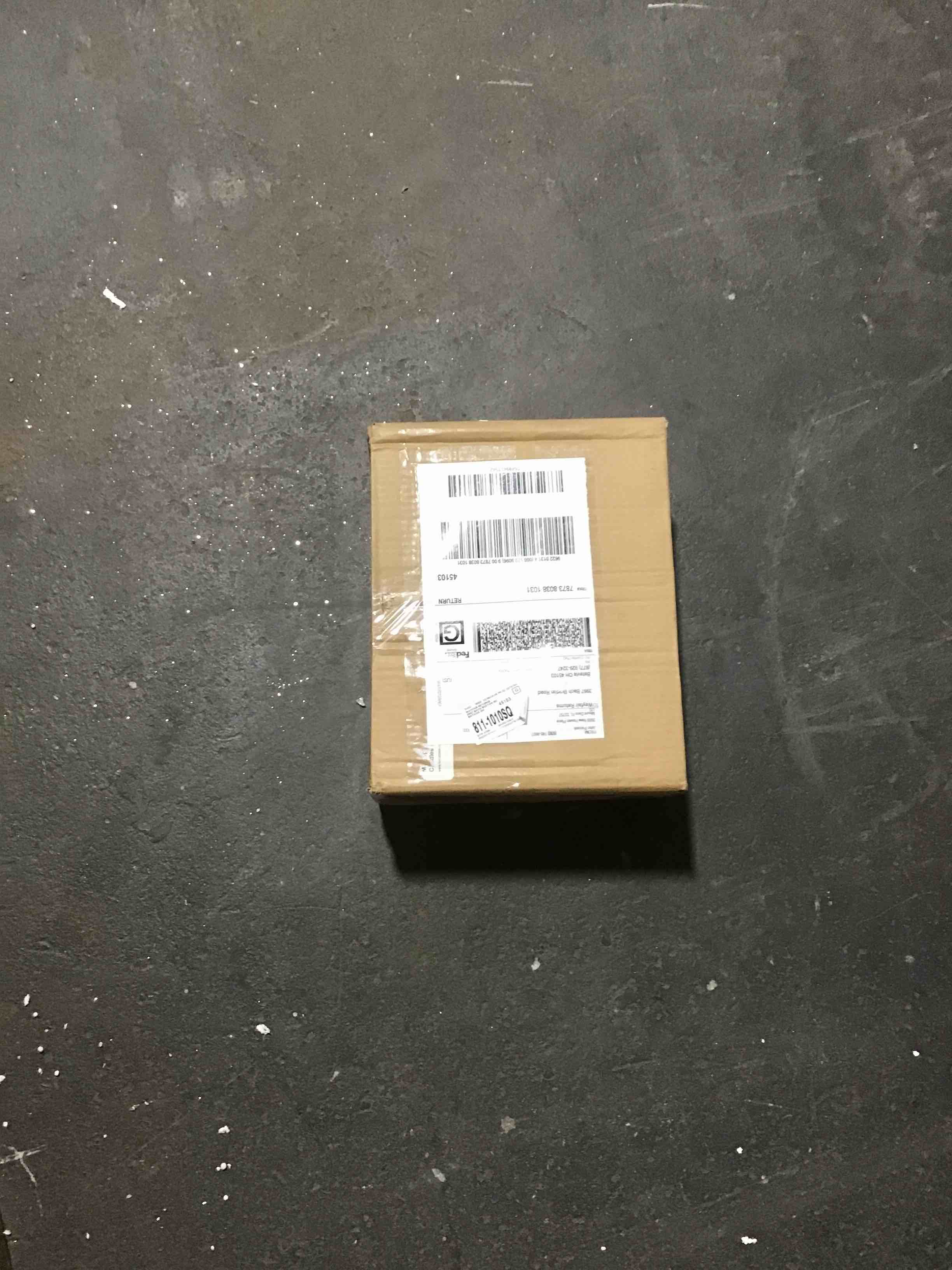 https://s3.amazonaws.com/lotting-images-prod/bidfta/GRN5617968_1702473501323.jpeg
