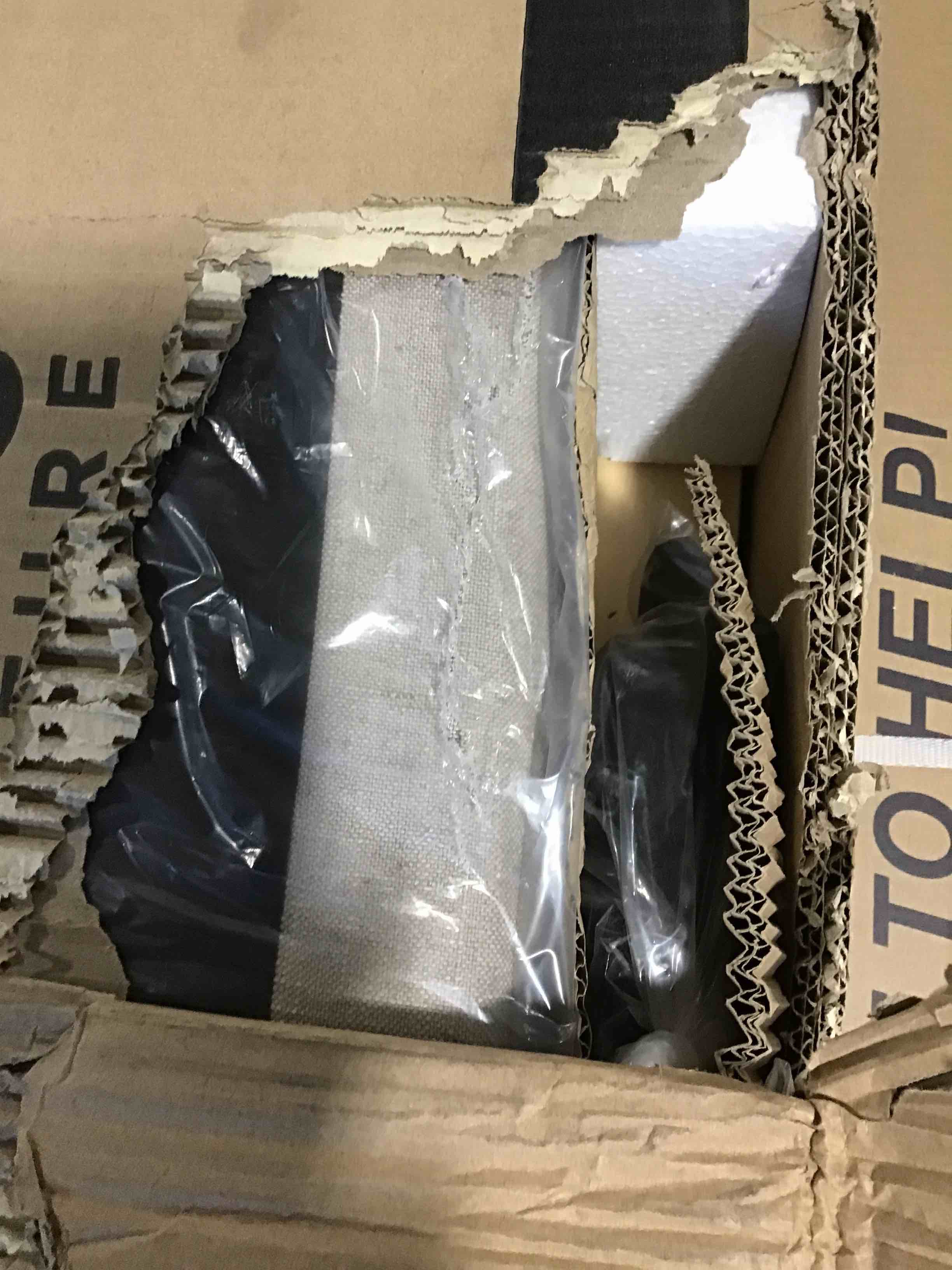 https://s3.amazonaws.com/lotting-images-prod/bidfta/GRN5622992_1702999161017.jpeg