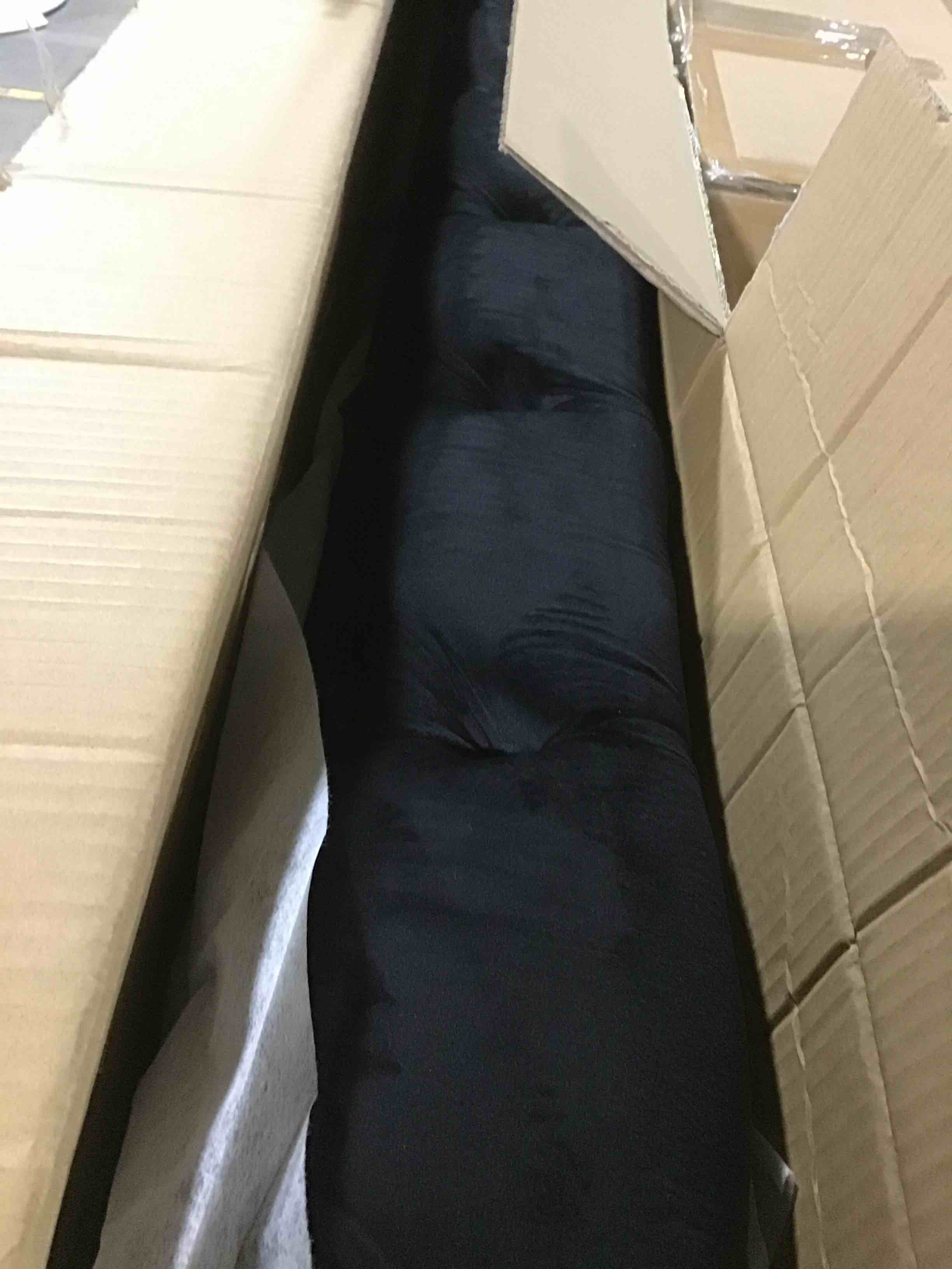 https://s3.amazonaws.com/lotting-images-prod/bidfta/GRN5623802_1704896754351.jpeg