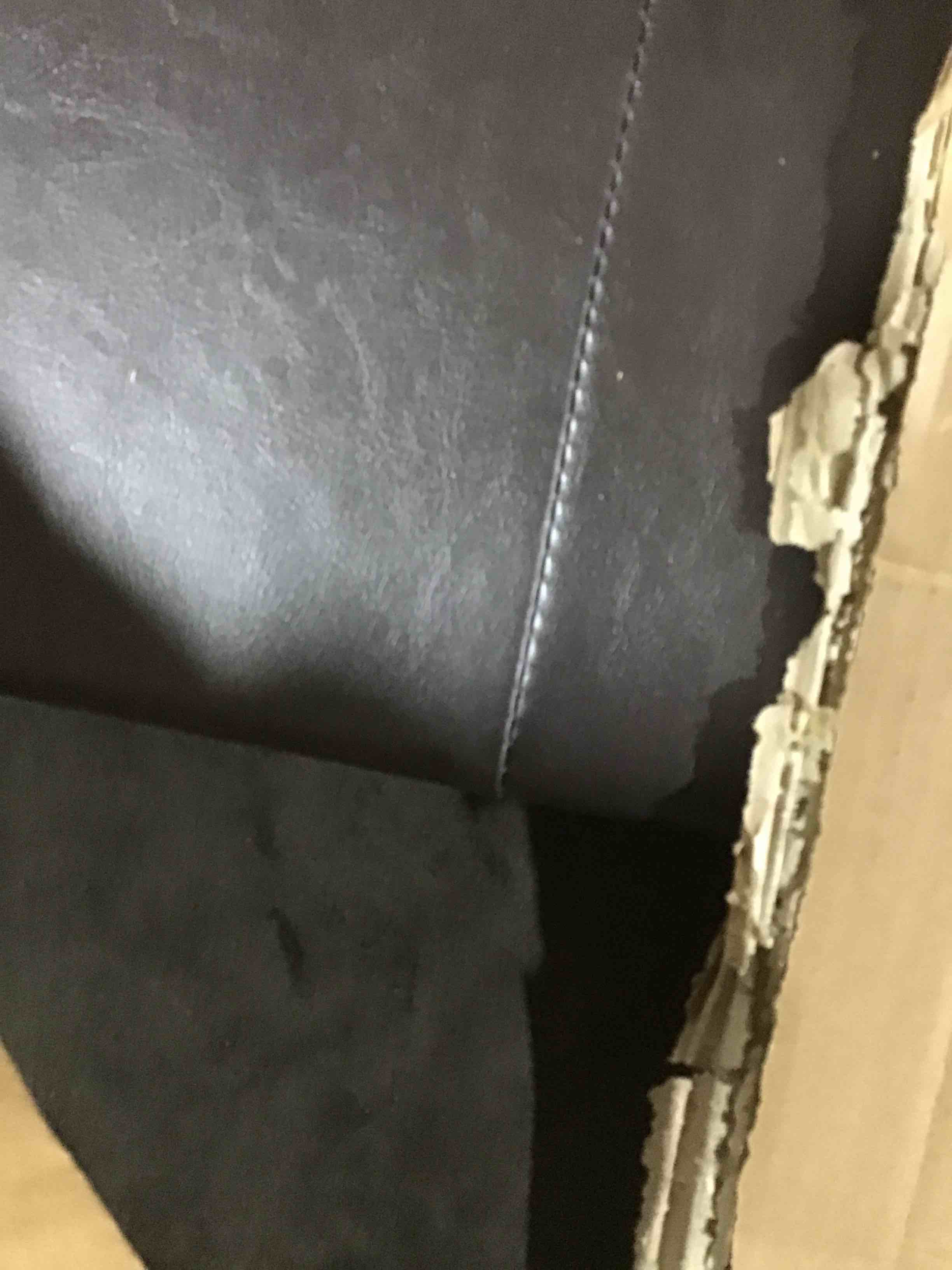 https://s3.amazonaws.com/lotting-images-prod/bidfta/GRN5623828_1704912303108.jpeg
