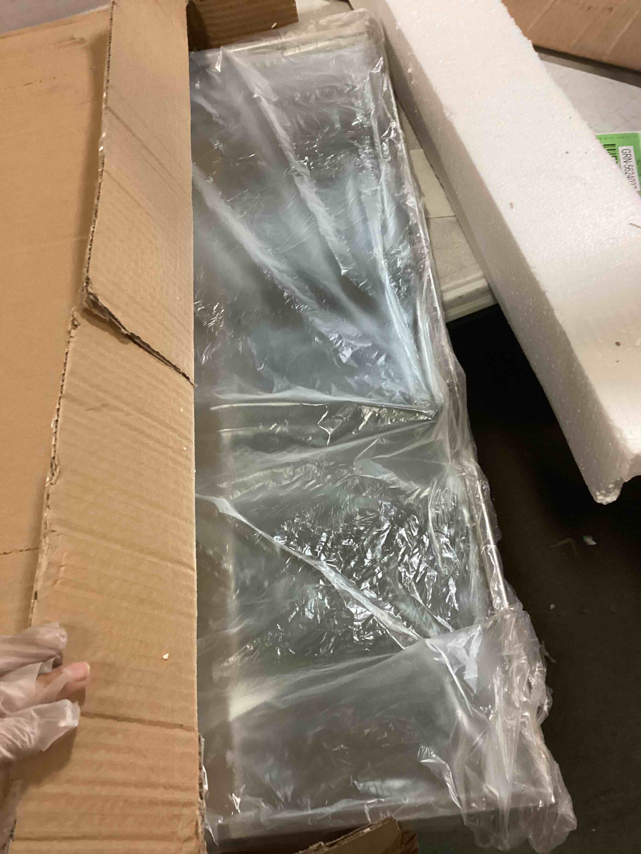 https://s3.amazonaws.com/lotting-images-prod/bidfta/GRN5624037_1702306605033.jpeg