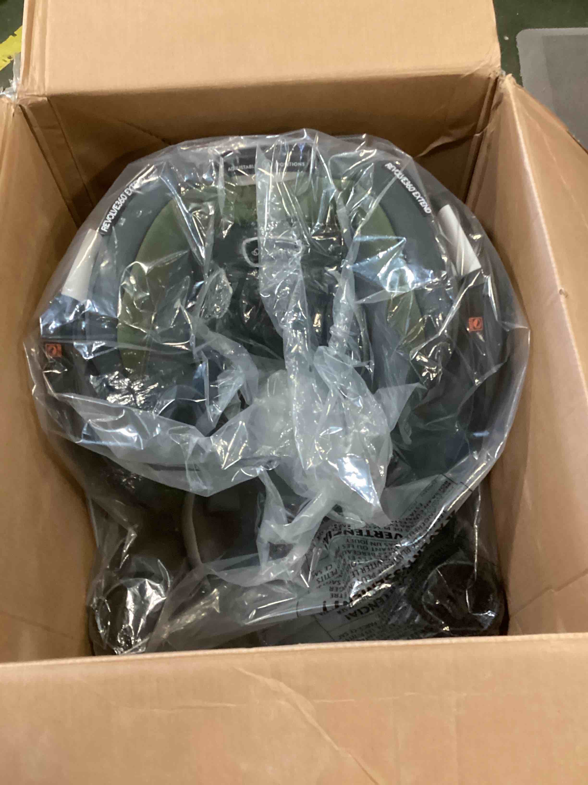 https://s3.amazonaws.com/lotting-images-prod/bidfta/GRN5624134_1702322801585.jpeg