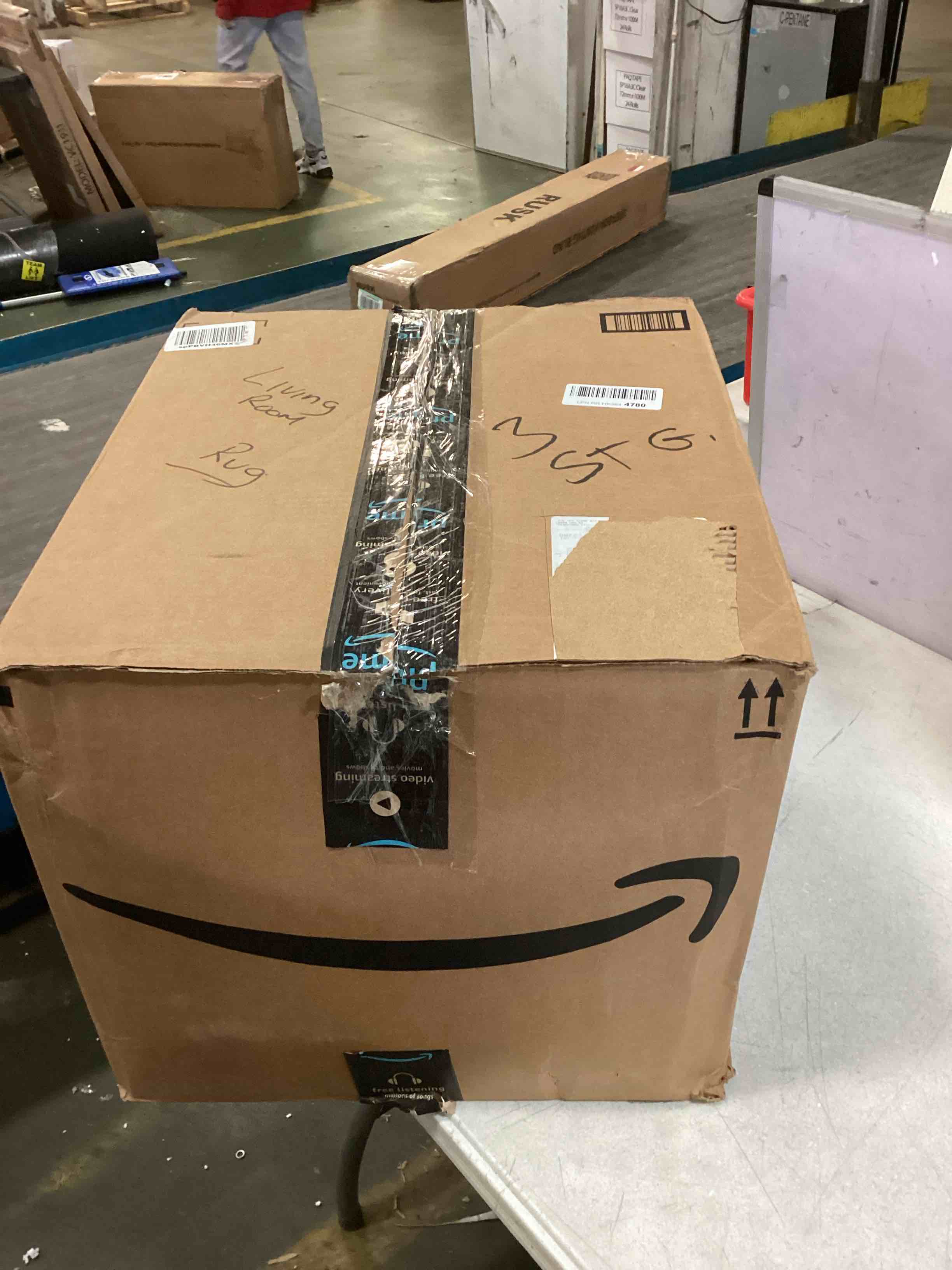https://s3.amazonaws.com/lotting-images-prod/bidfta/GRN5624434_1702487507872.jpeg