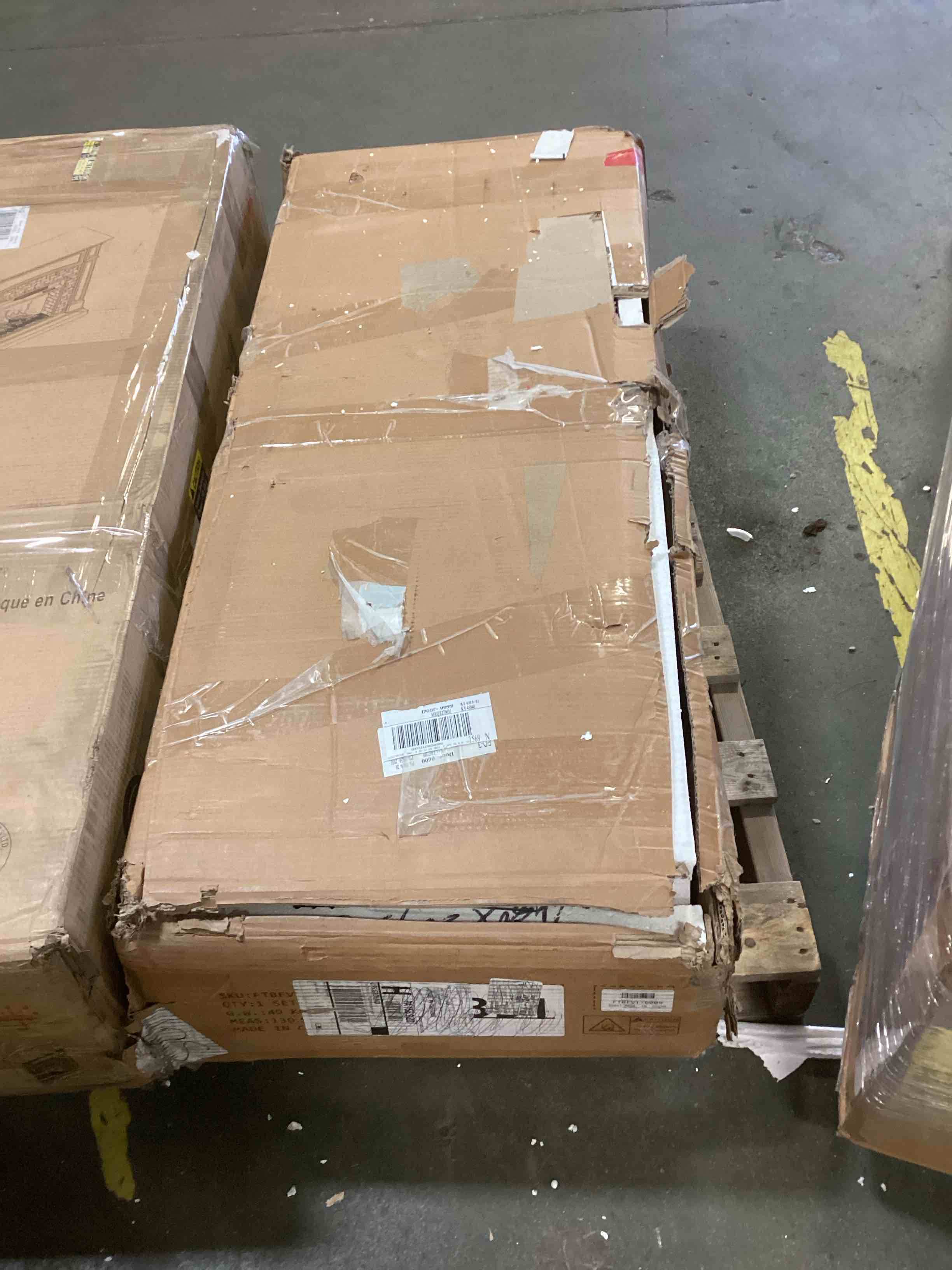 https://s3.amazonaws.com/lotting-images-prod/bidfta/GRN5624450_1702491922451.jpeg