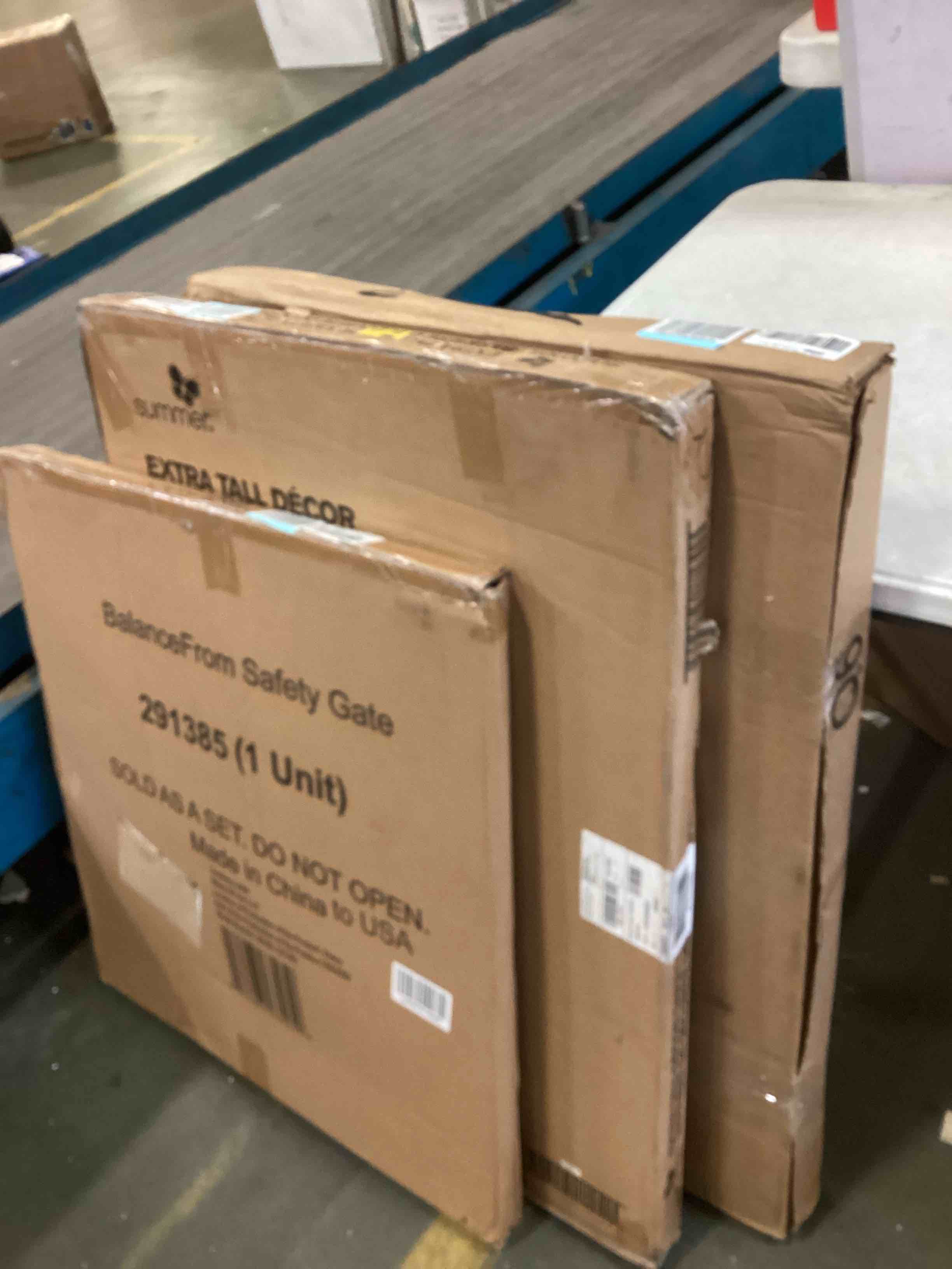 https://s3.amazonaws.com/lotting-images-prod/bidfta/GRN5624451_1702492181605.jpeg