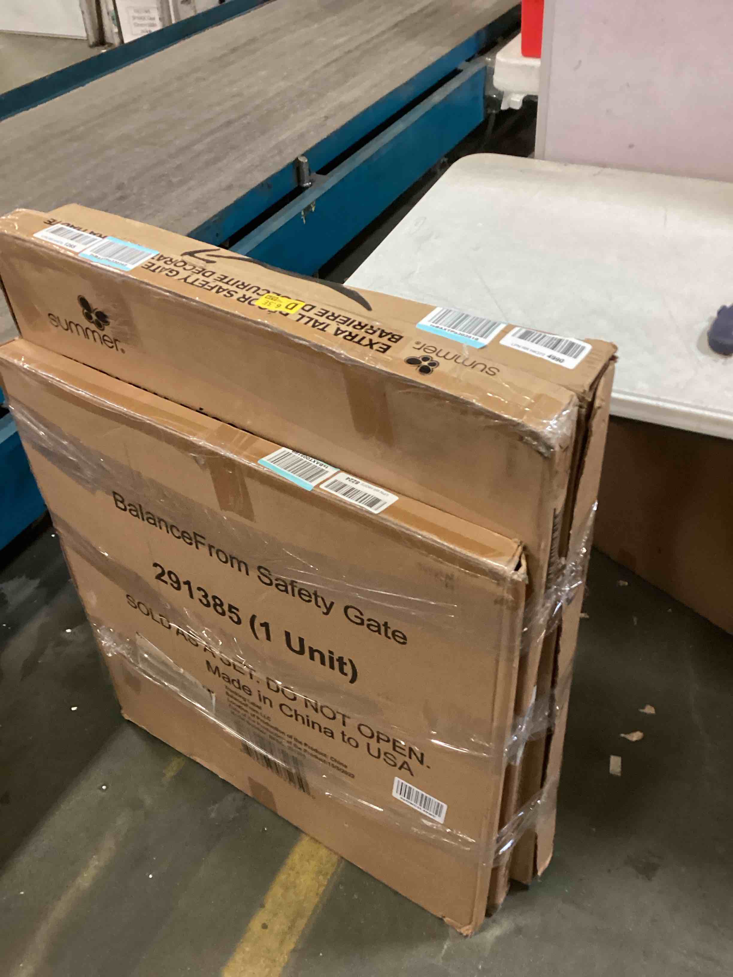 https://s3.amazonaws.com/lotting-images-prod/bidfta/GRN5624451_1702492259601.jpeg