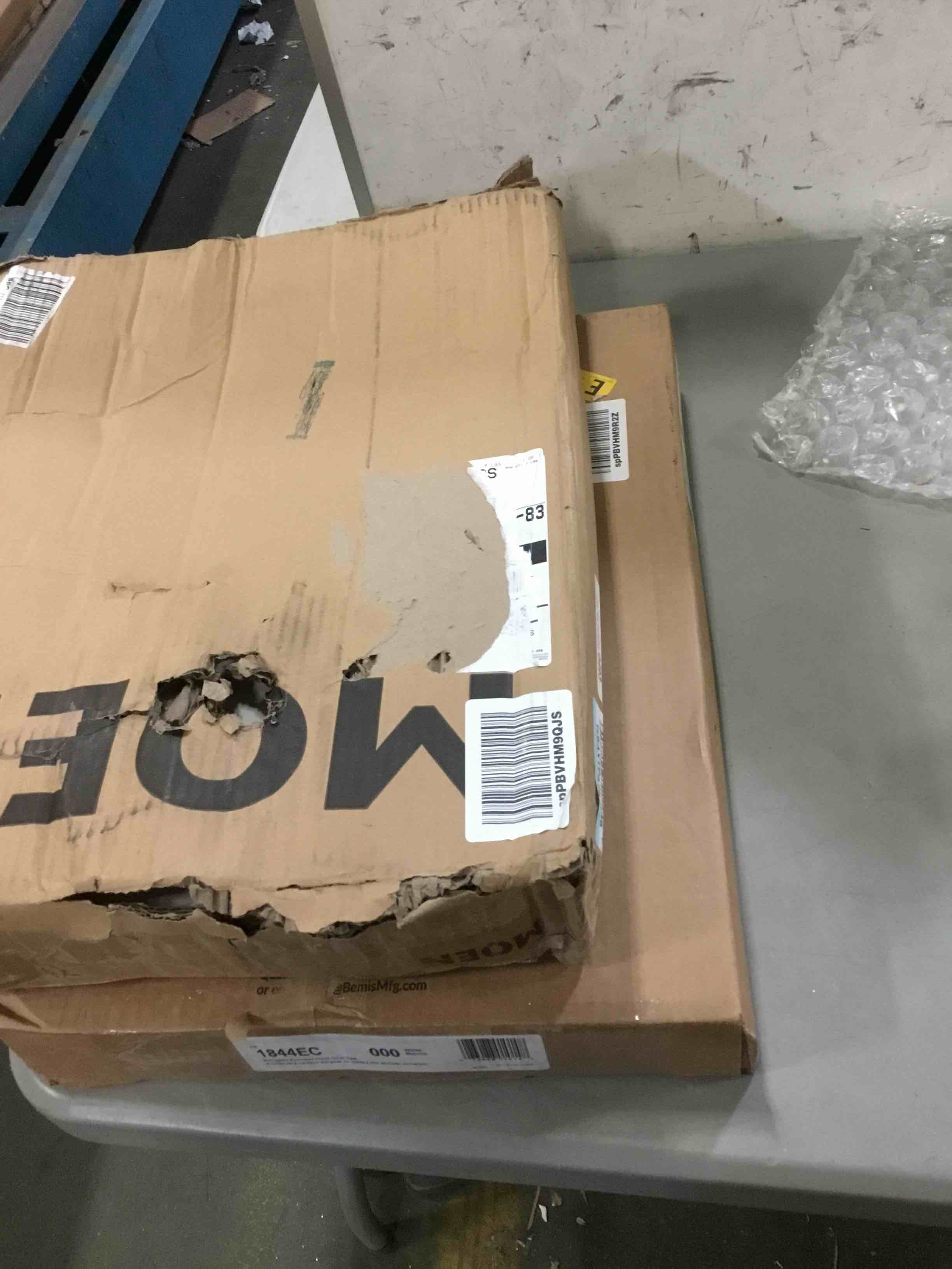 https://s3.amazonaws.com/lotting-images-prod/bidfta/GRN5625204_1702931536004.jpeg