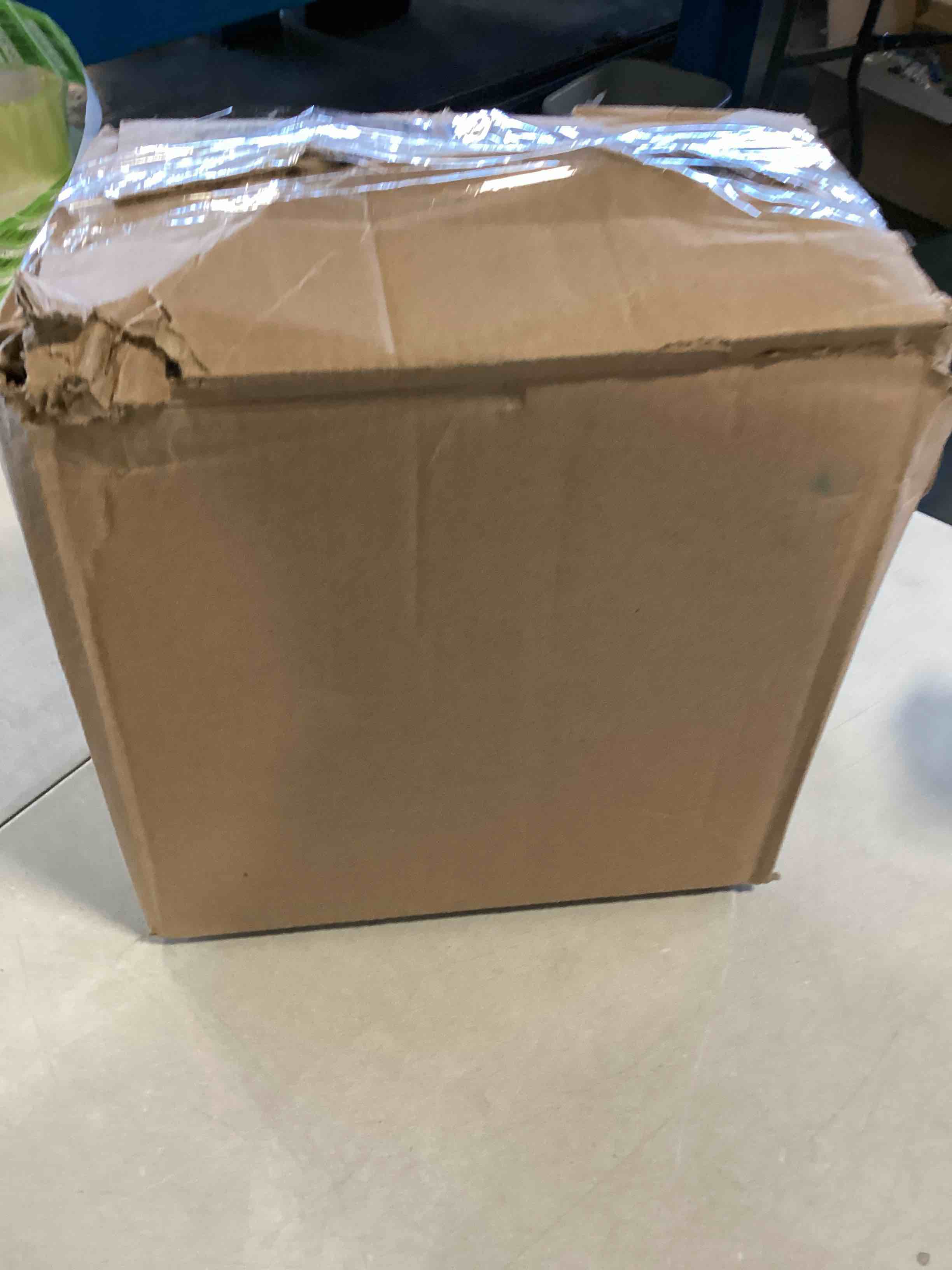 https://s3.amazonaws.com/lotting-images-prod/bidfta/GRN5626483_1703002093110.jpeg
