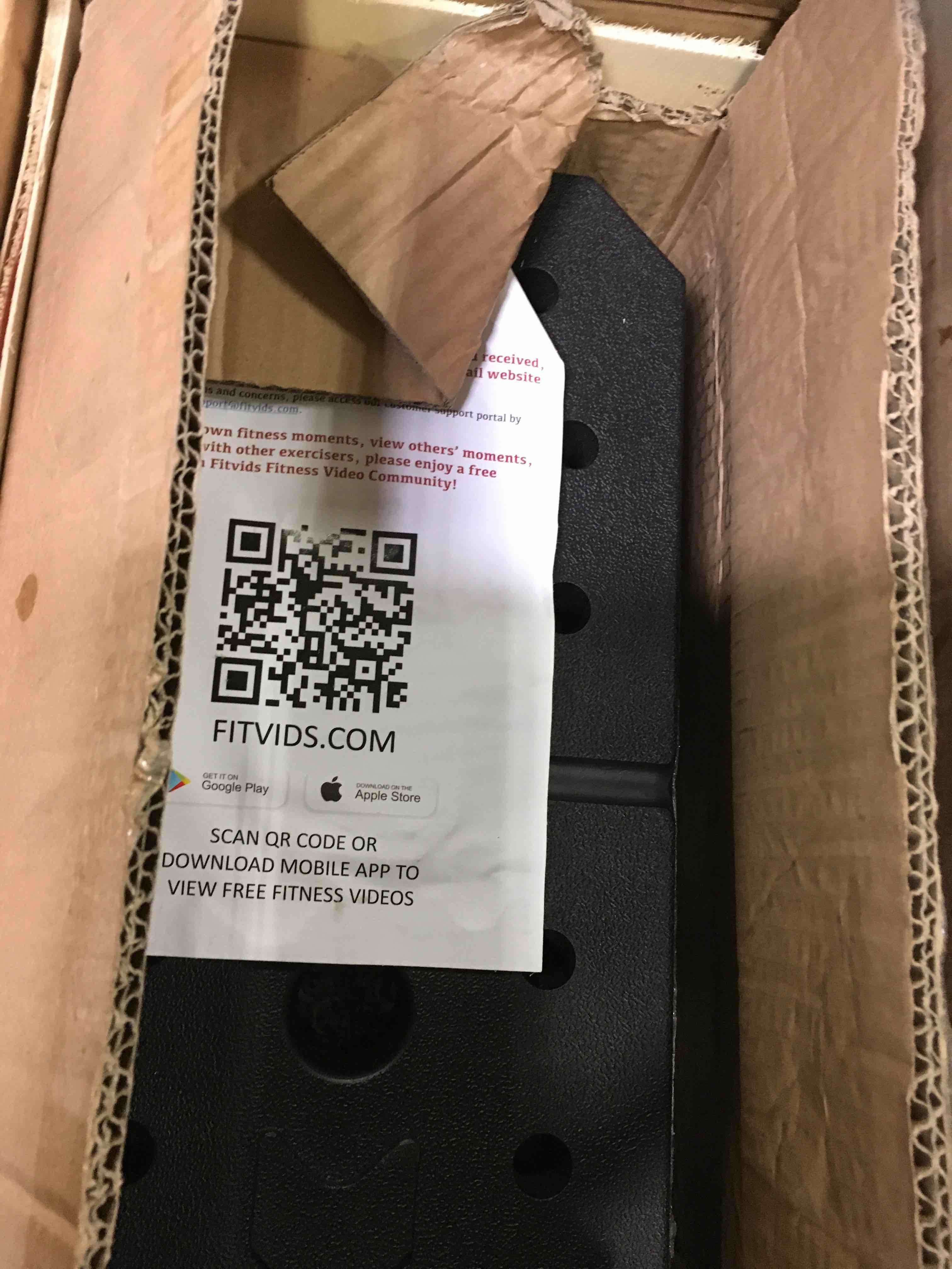 https://s3.amazonaws.com/lotting-images-prod/bidfta/GRN5627303_1702488805718.jpeg