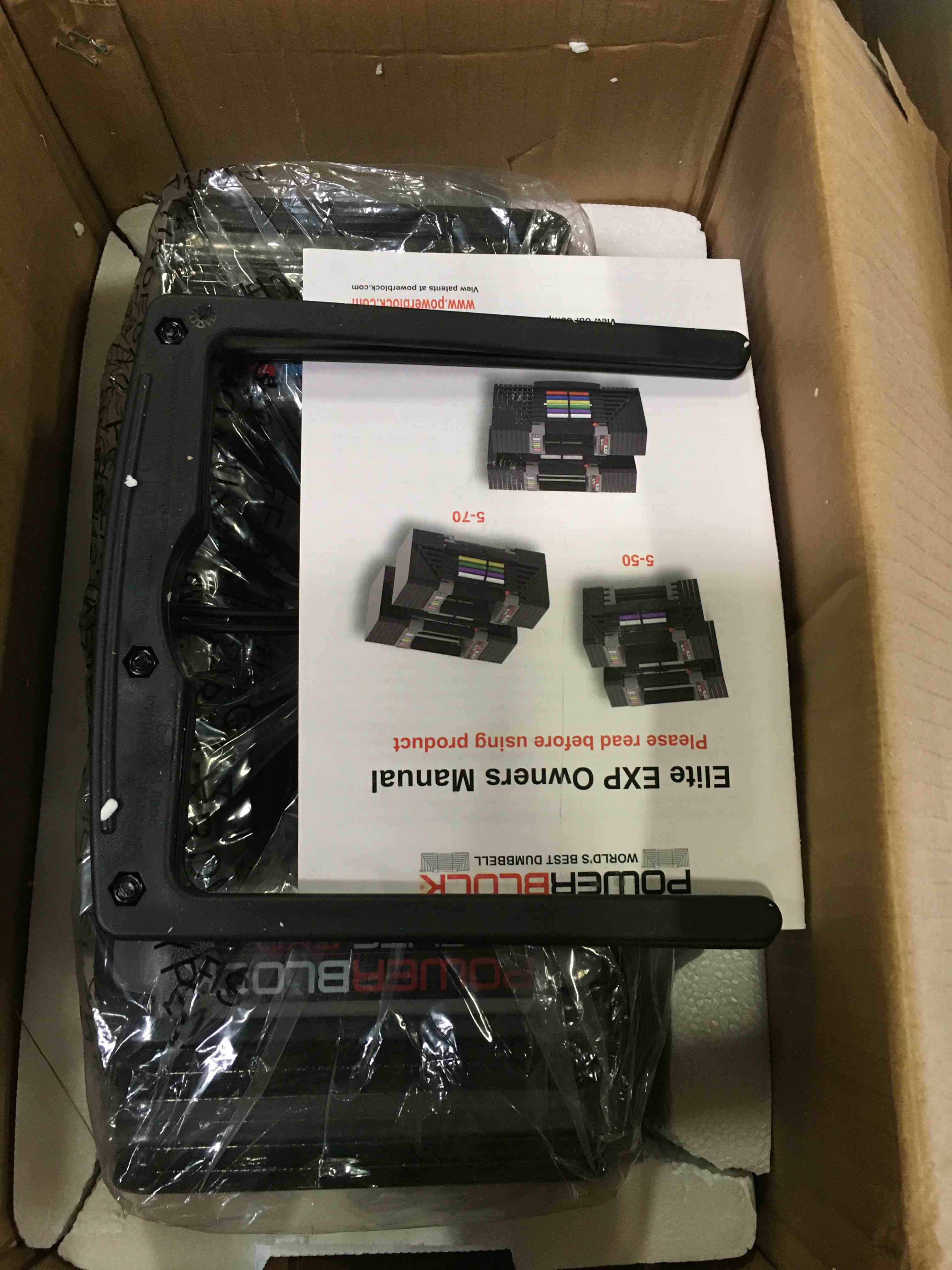 https://s3.amazonaws.com/lotting-images-prod/bidfta/GRN5627304_1702488897964.jpeg
