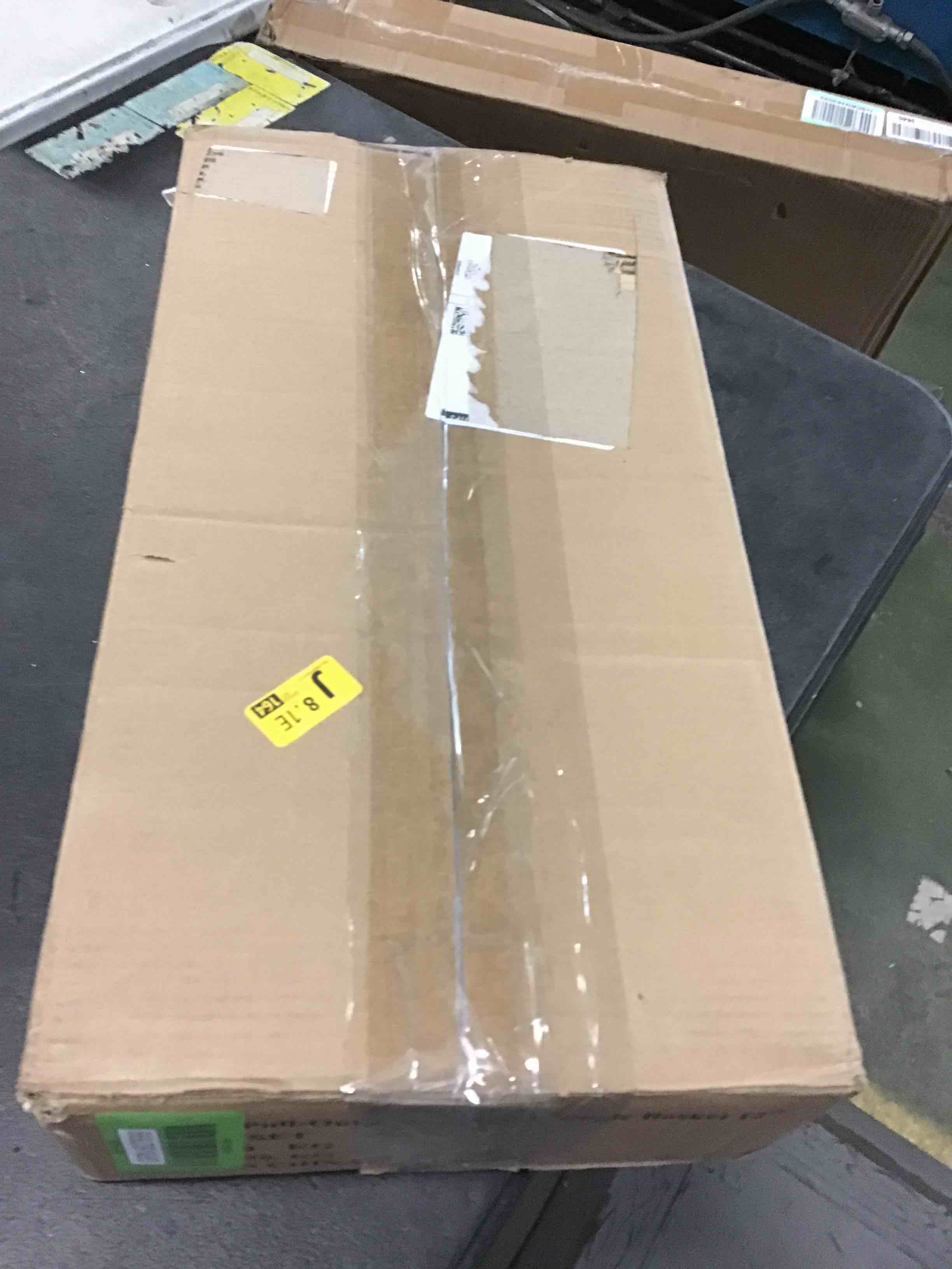 https://s3.amazonaws.com/lotting-images-prod/bidfta/GRN5627699_1702648532855.jpeg