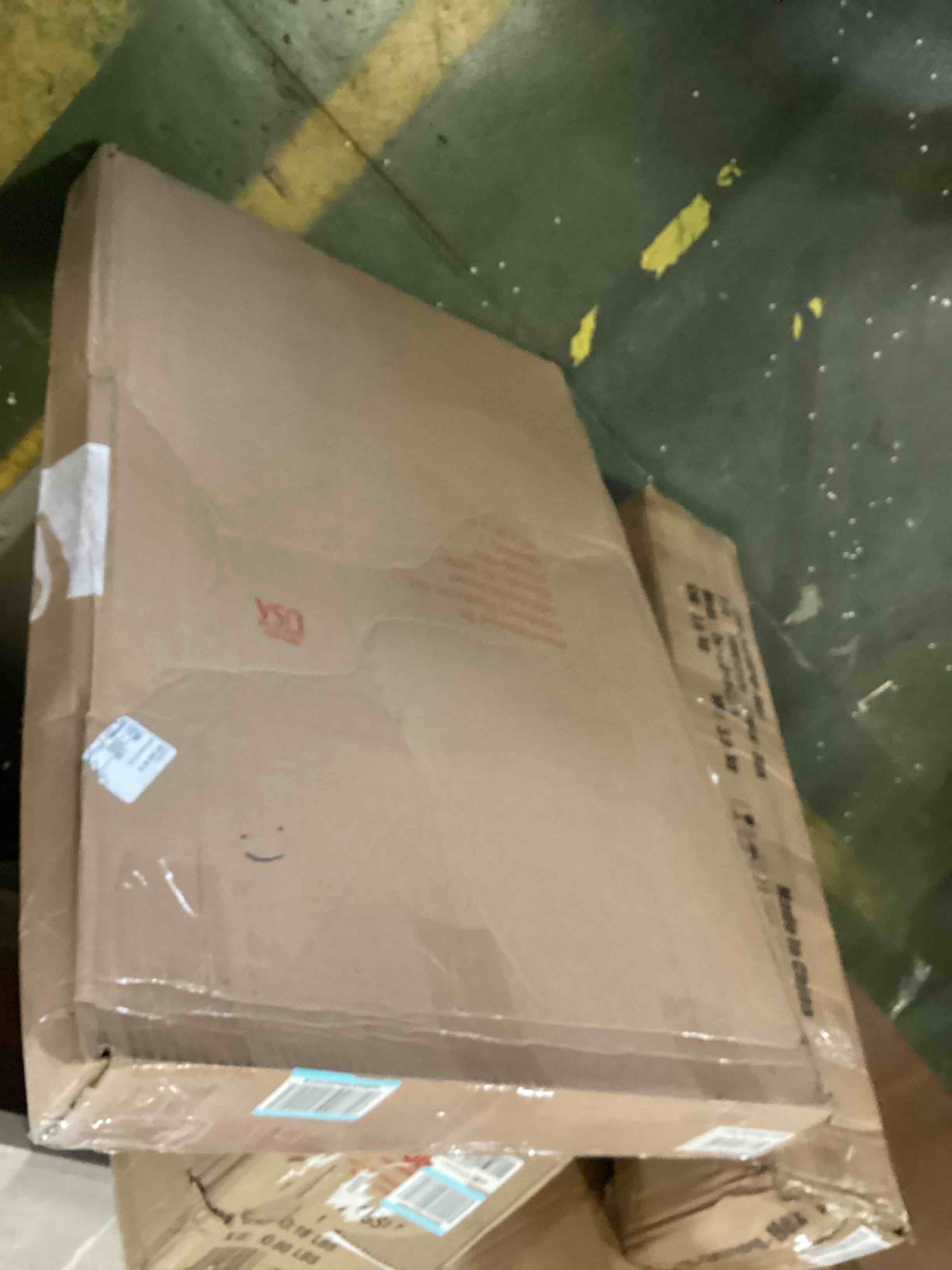 https://s3.amazonaws.com/lotting-images-prod/bidfta/GRN5628564_1702321573815.jpeg