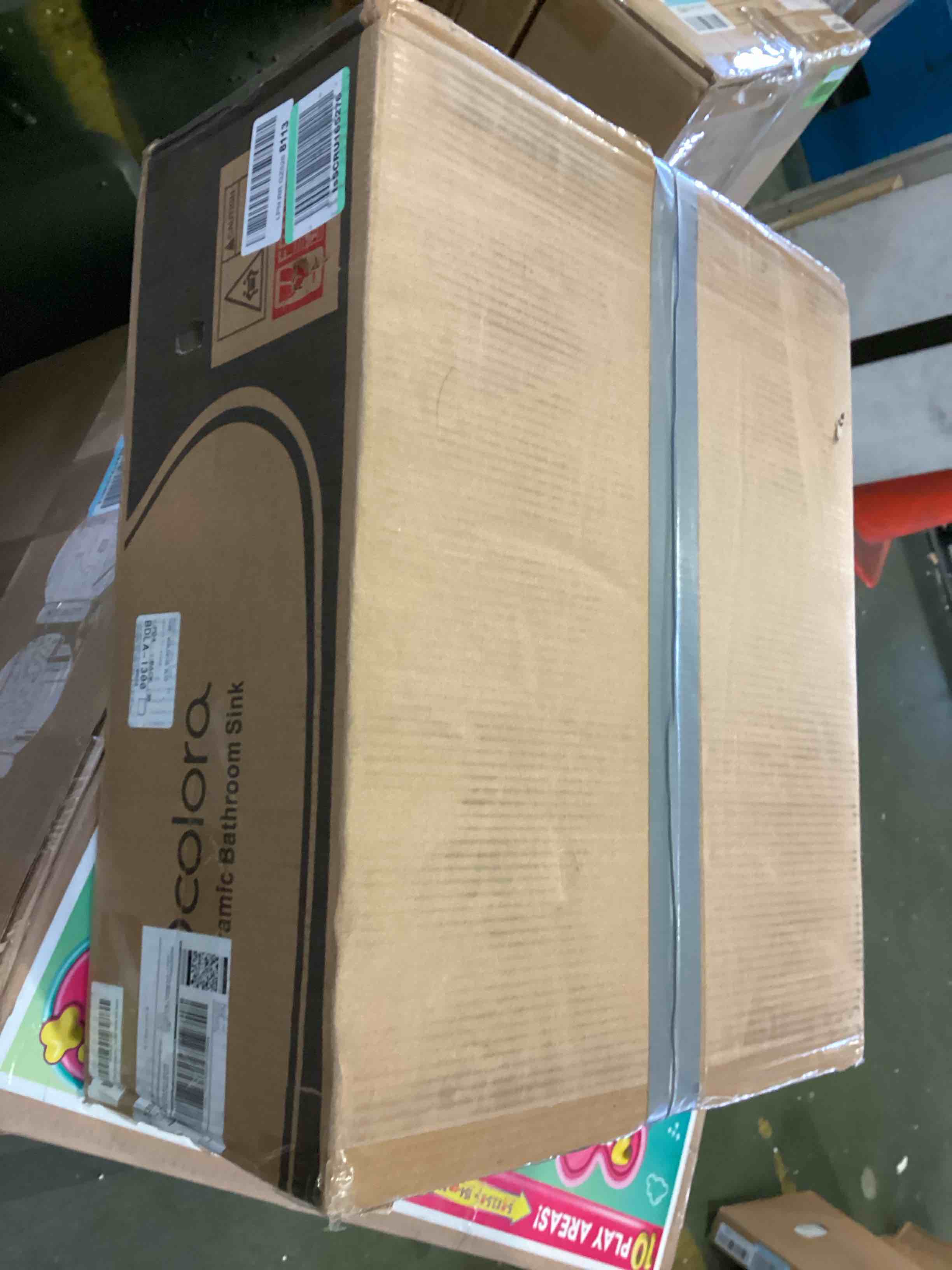 https://s3.amazonaws.com/lotting-images-prod/bidfta/GRN5628578_1702322693494.jpeg