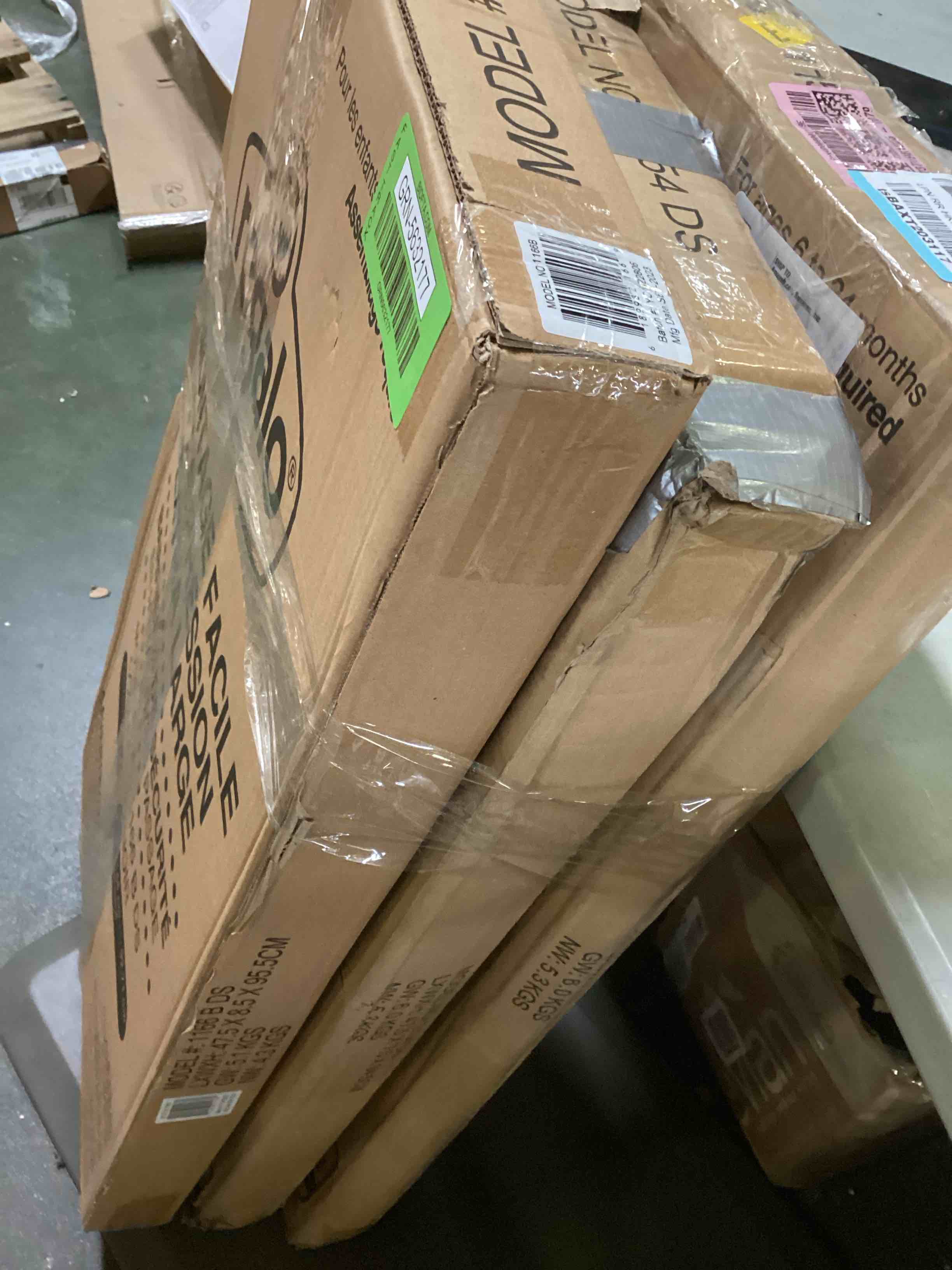 https://s3.amazonaws.com/lotting-images-prod/bidfta/GRN5632183_1702923947379.jpeg