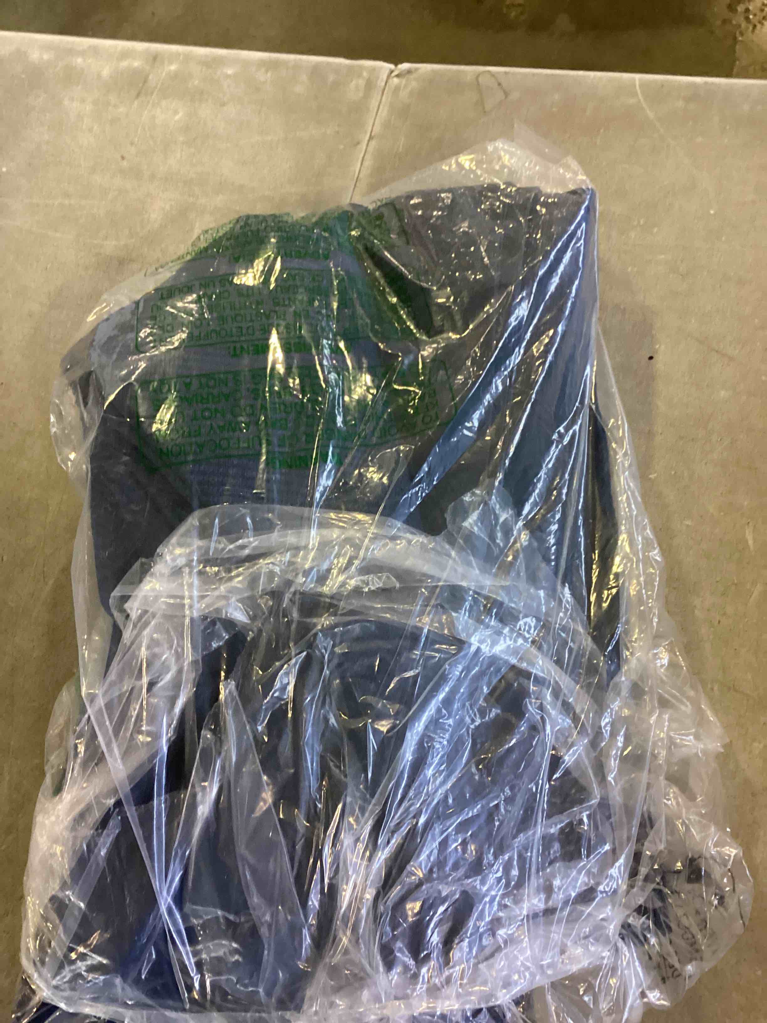 https://s3.amazonaws.com/lotting-images-prod/bidfta/GRN5633391_1702050933072.jpeg