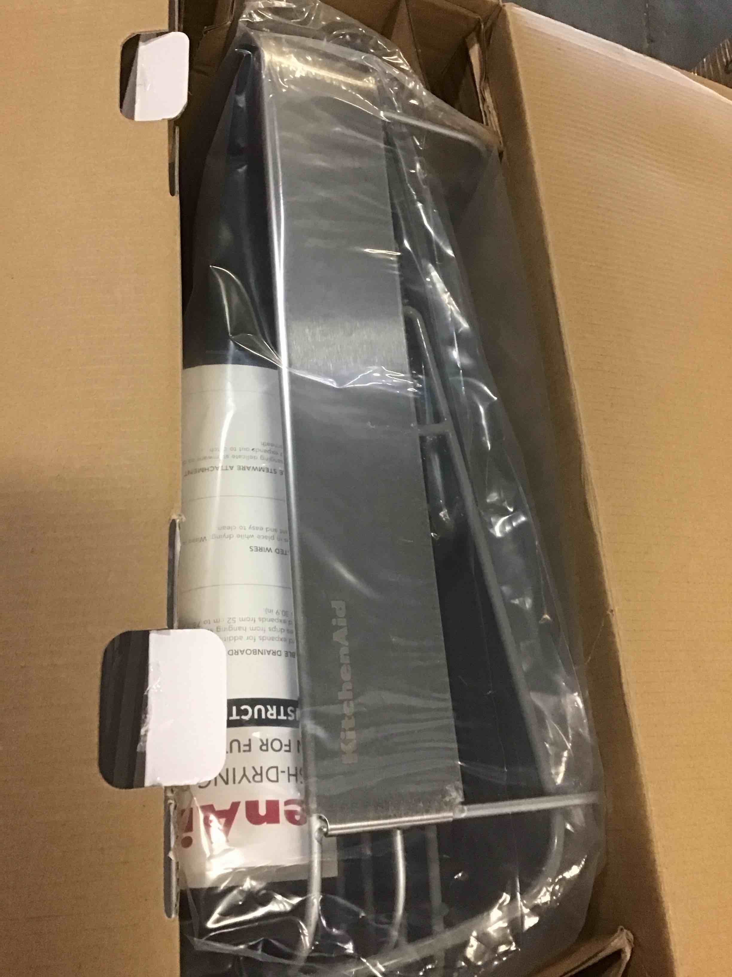 https://s3.amazonaws.com/lotting-images-prod/bidfta/GRN5634550_1702046940624.jpeg