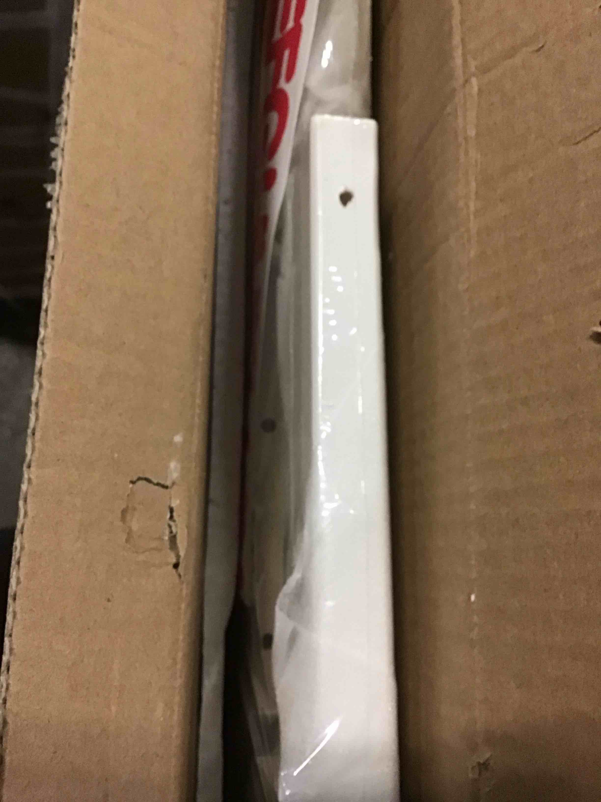 https://s3.amazonaws.com/lotting-images-prod/bidfta/GRN5635277_1702500785304.jpeg