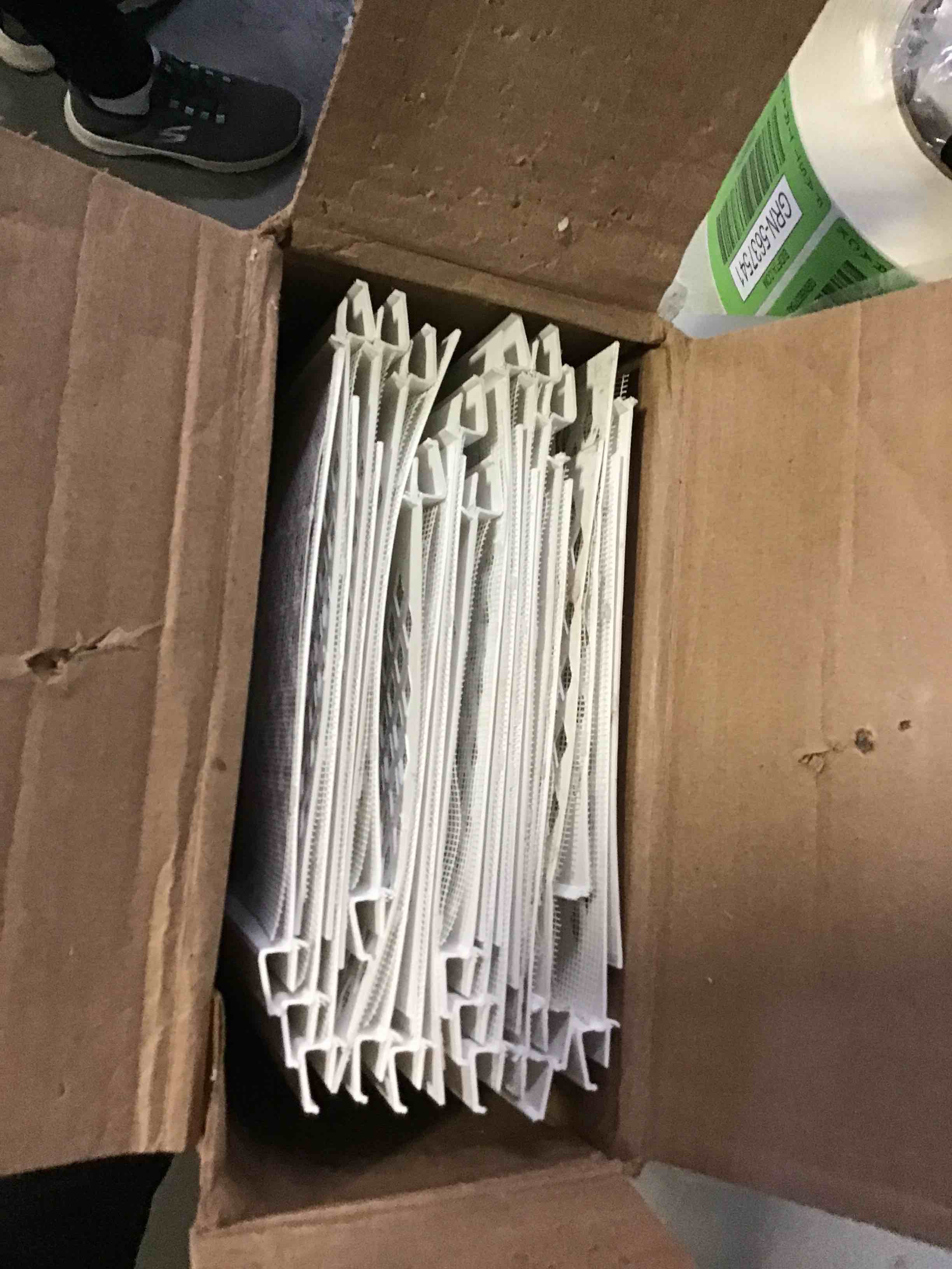 https://s3.amazonaws.com/lotting-images-prod/bidfta/GRN5637534_1696355742291.jpeg