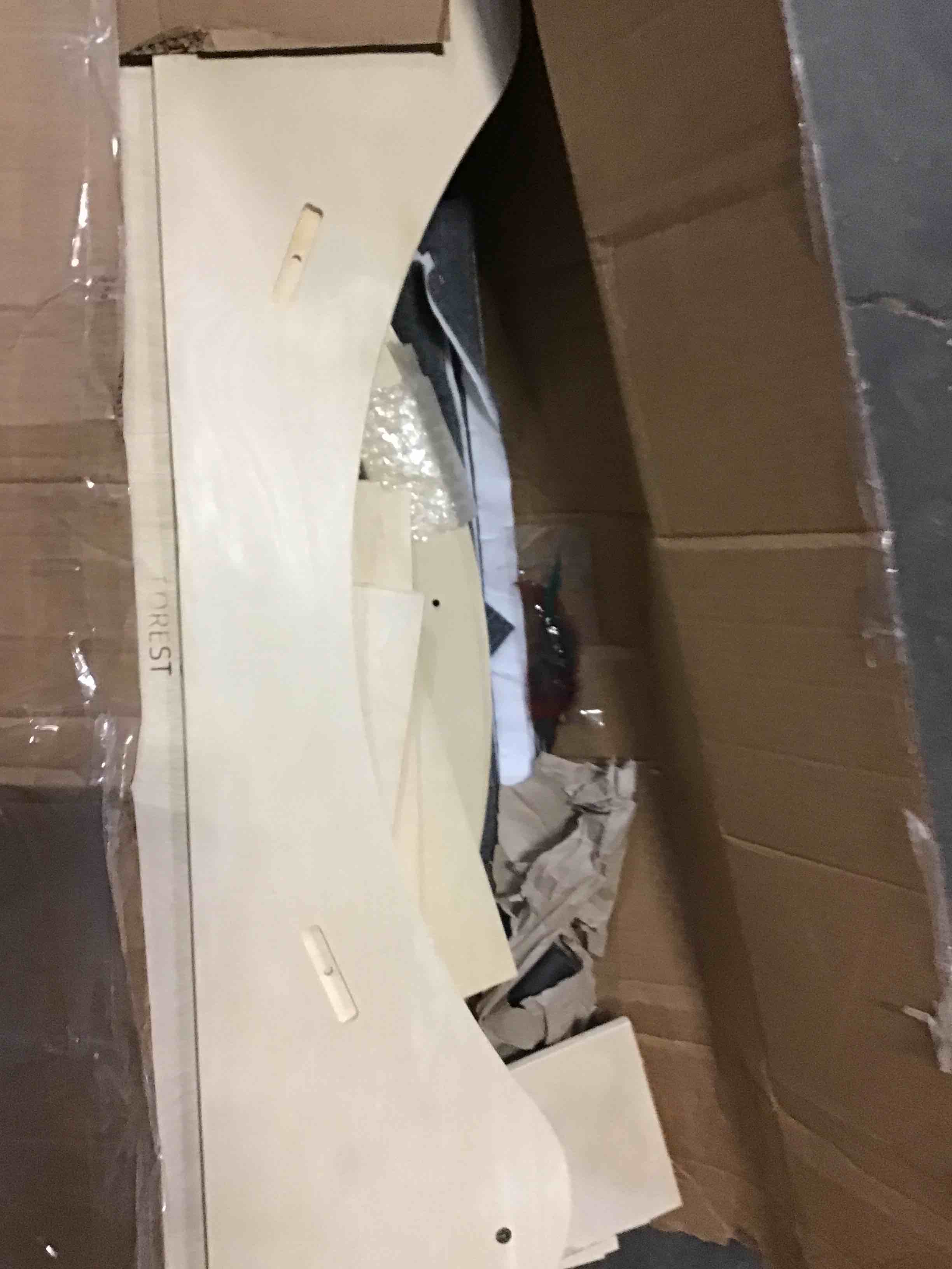 https://s3.amazonaws.com/lotting-images-prod/bidfta/GRN5639614_1697207343954.jpeg