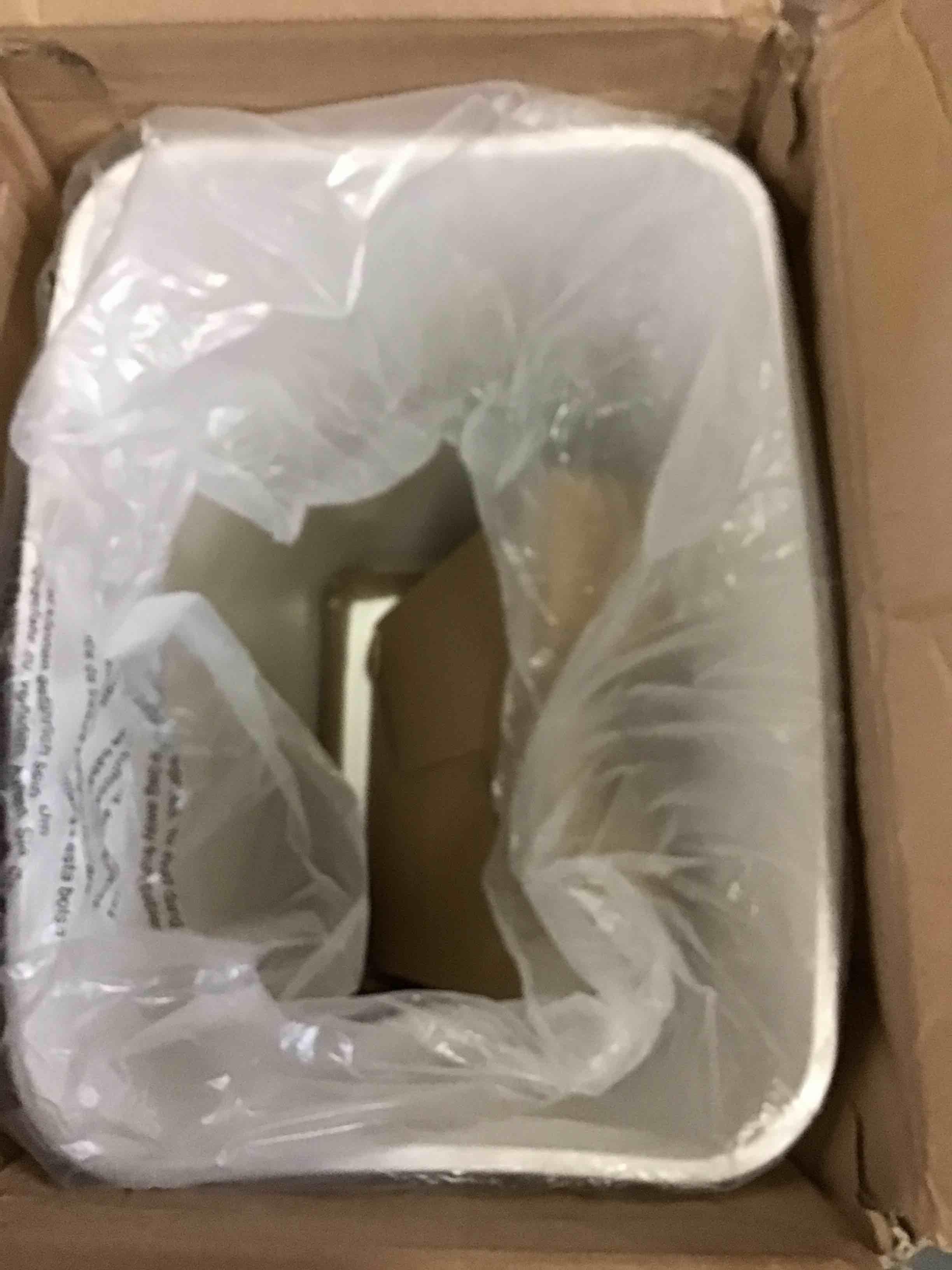 https://s3.amazonaws.com/lotting-images-prod/bidfta/GRN5639700_1697223620399.jpeg