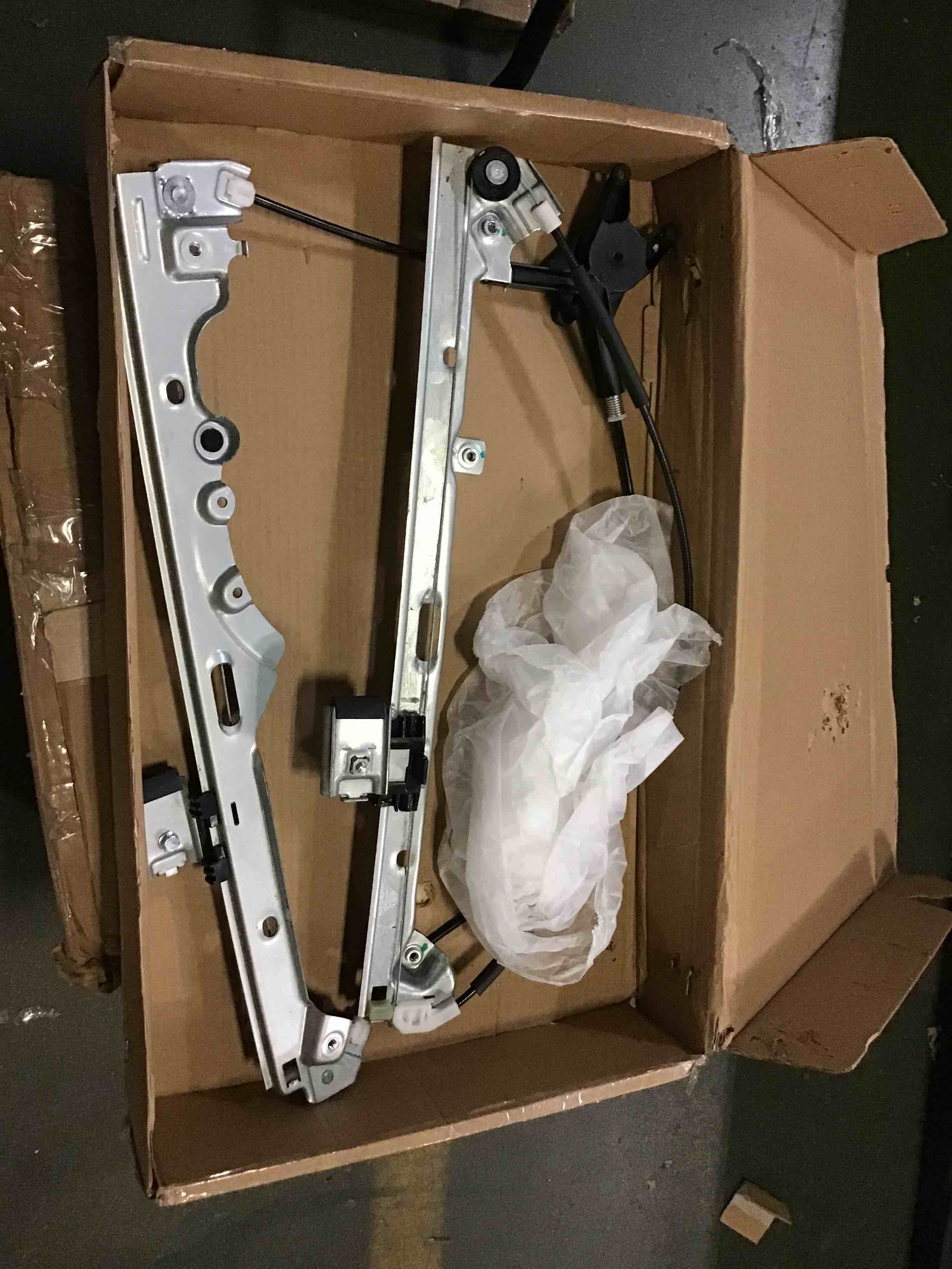 https://s3.amazonaws.com/lotting-images-prod/bidfta/GRN5639709_1697225695307.jpeg