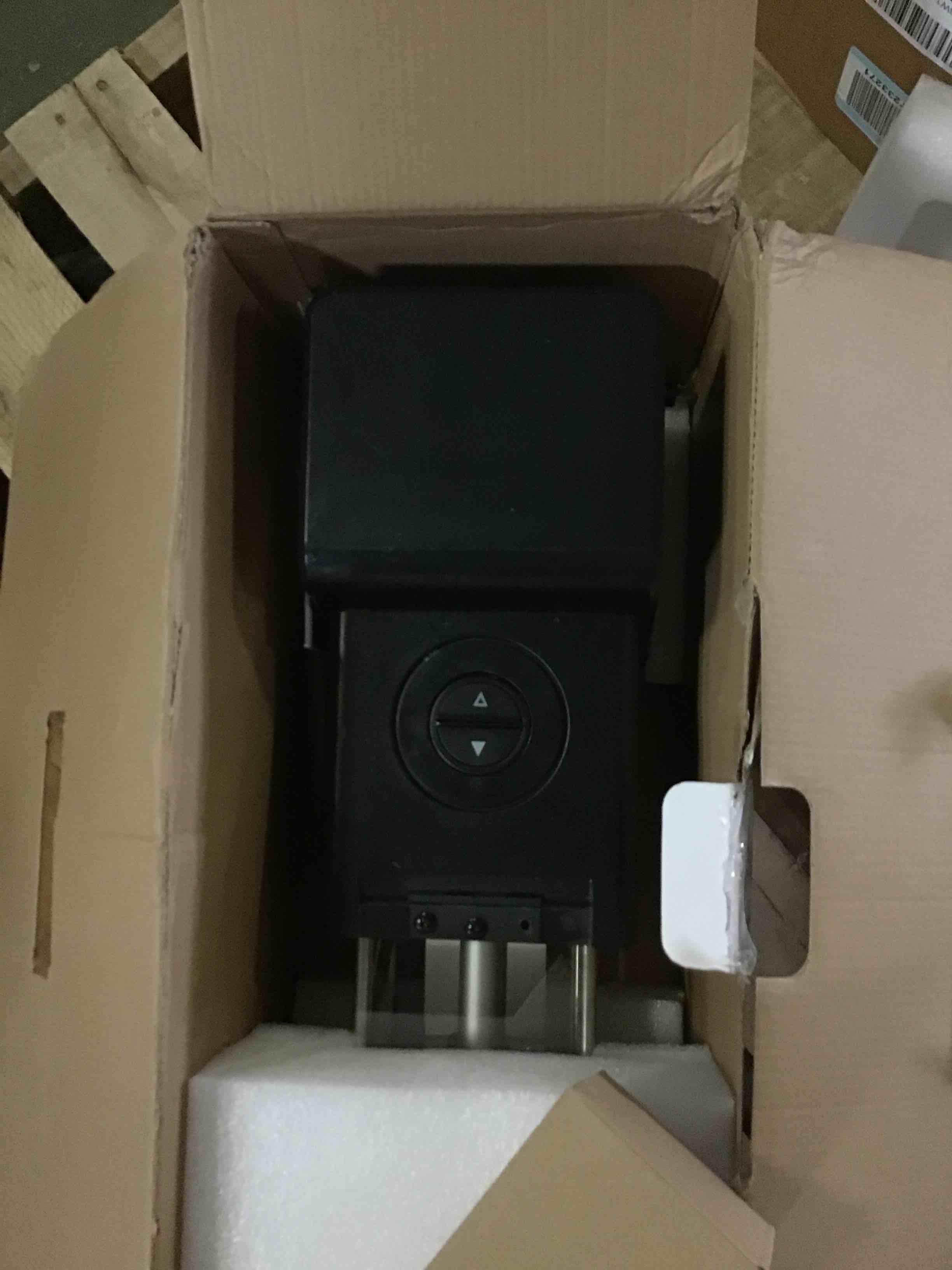https://s3.amazonaws.com/lotting-images-prod/bidfta/GRN5639840_1697471211000.jpeg