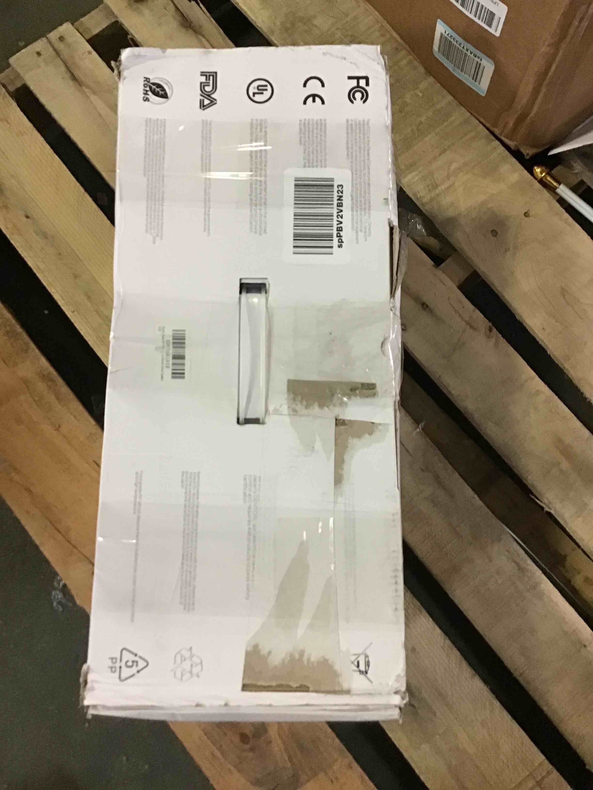 https://s3.amazonaws.com/lotting-images-prod/bidfta/GRN5639840_1697471234654.jpeg