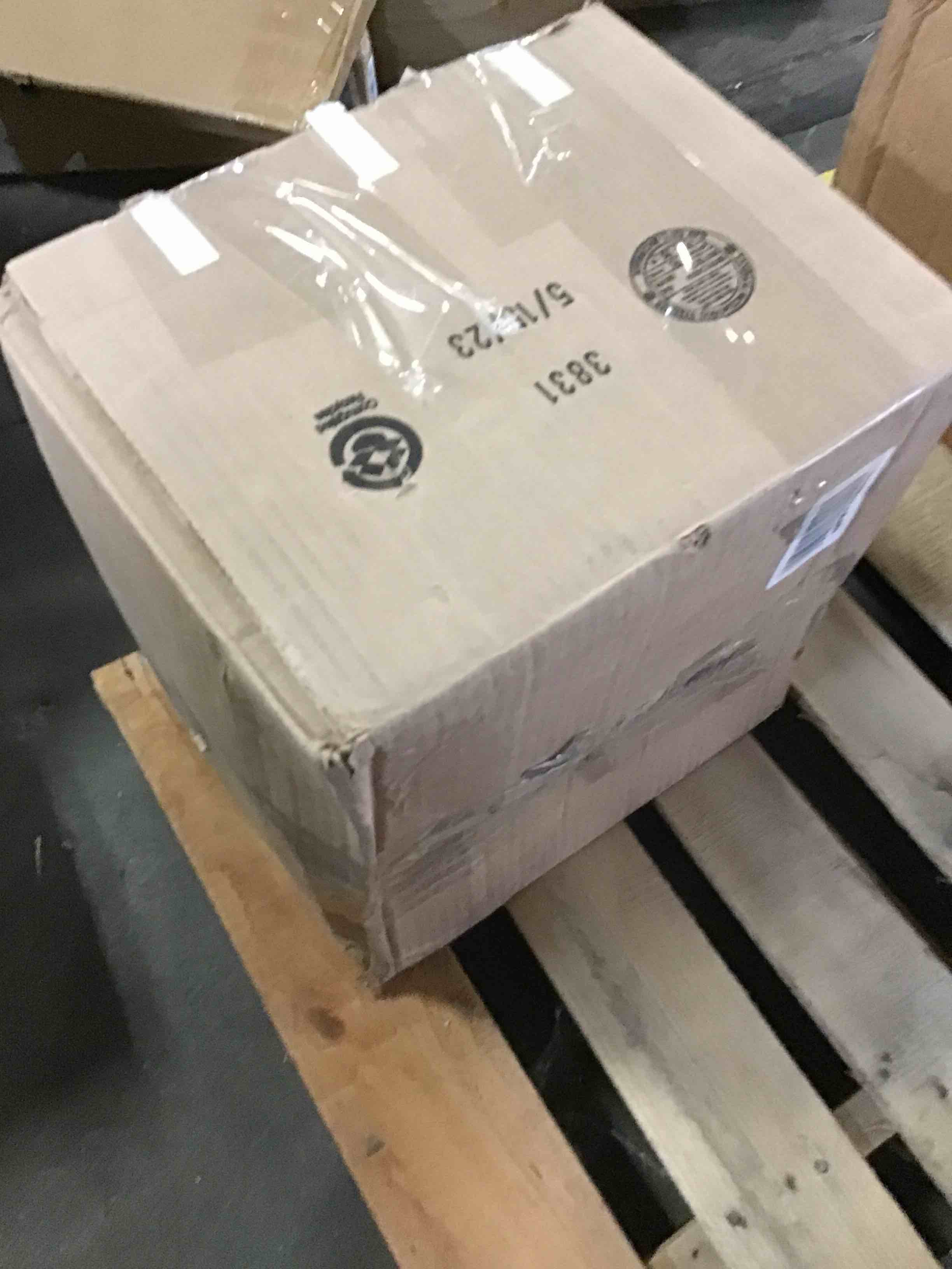 https://s3.amazonaws.com/lotting-images-prod/bidfta/GRN5639841_1697471327240.jpeg