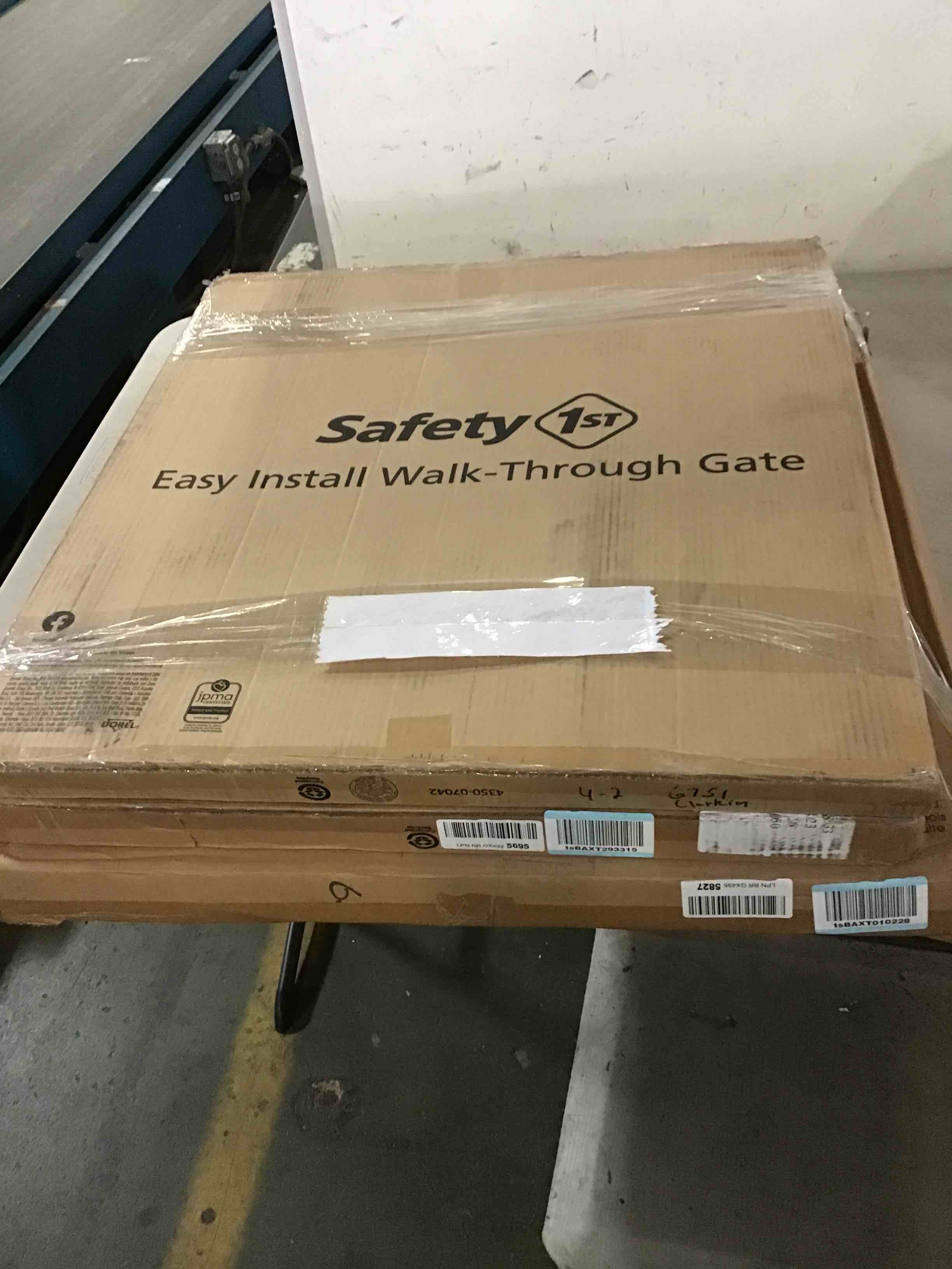 https://s3.amazonaws.com/lotting-images-prod/bidfta/GRN5640205_1697649232804.jpeg