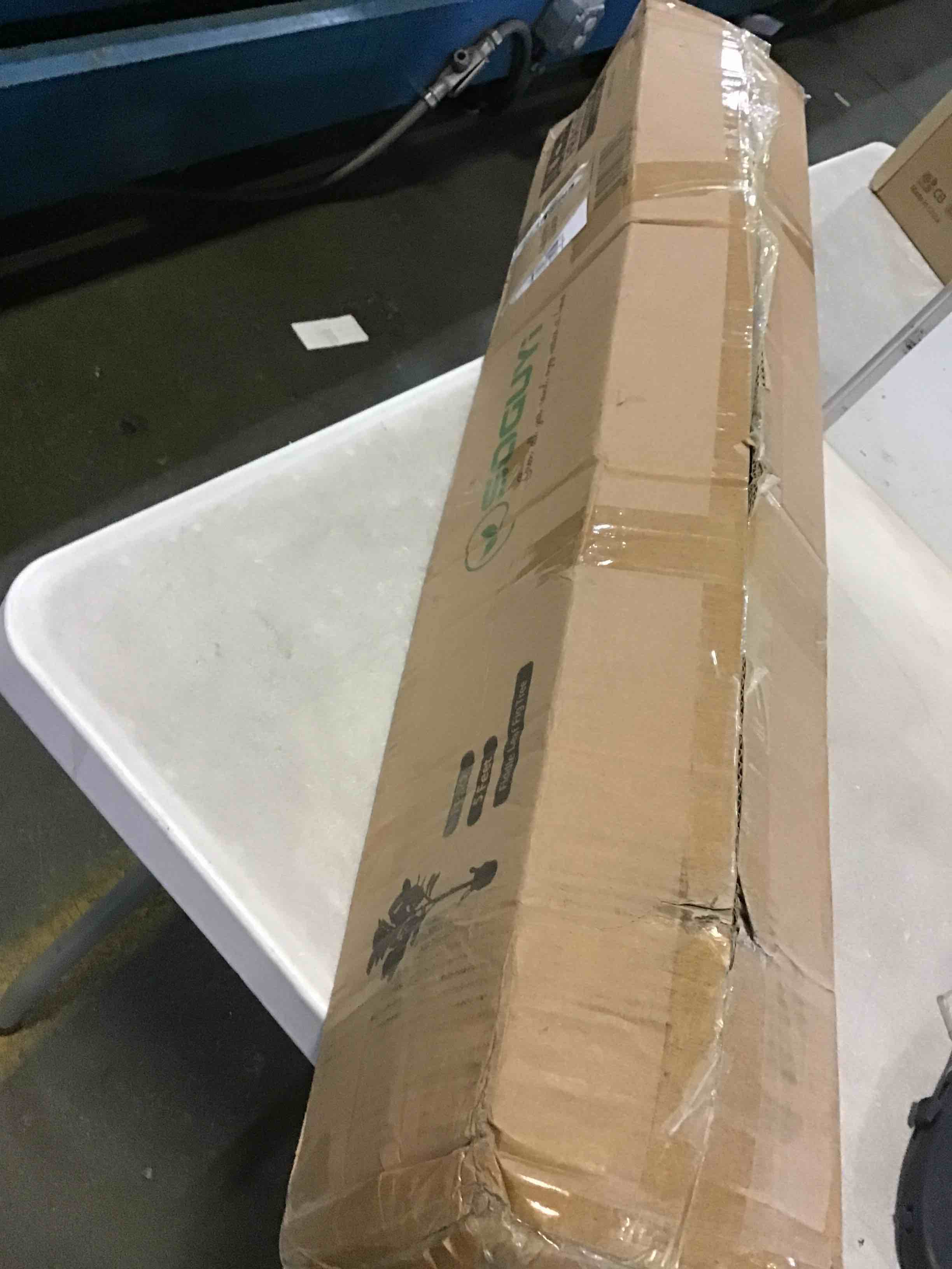 https://s3.amazonaws.com/lotting-images-prod/bidfta/GRN5640670_1696357696290.jpeg