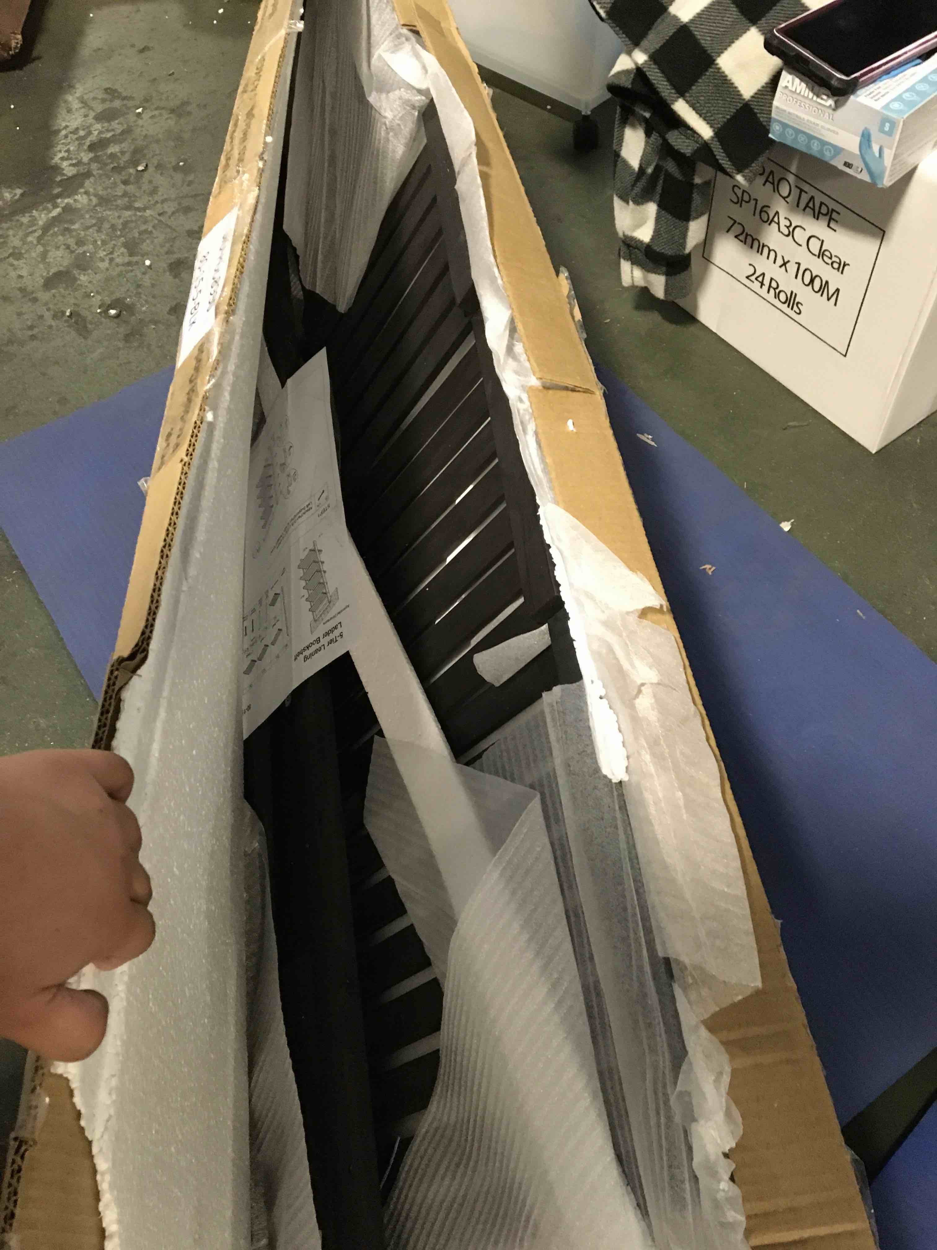 https://s3.amazonaws.com/lotting-images-prod/bidfta/GRN5644418_1696939280698.jpeg