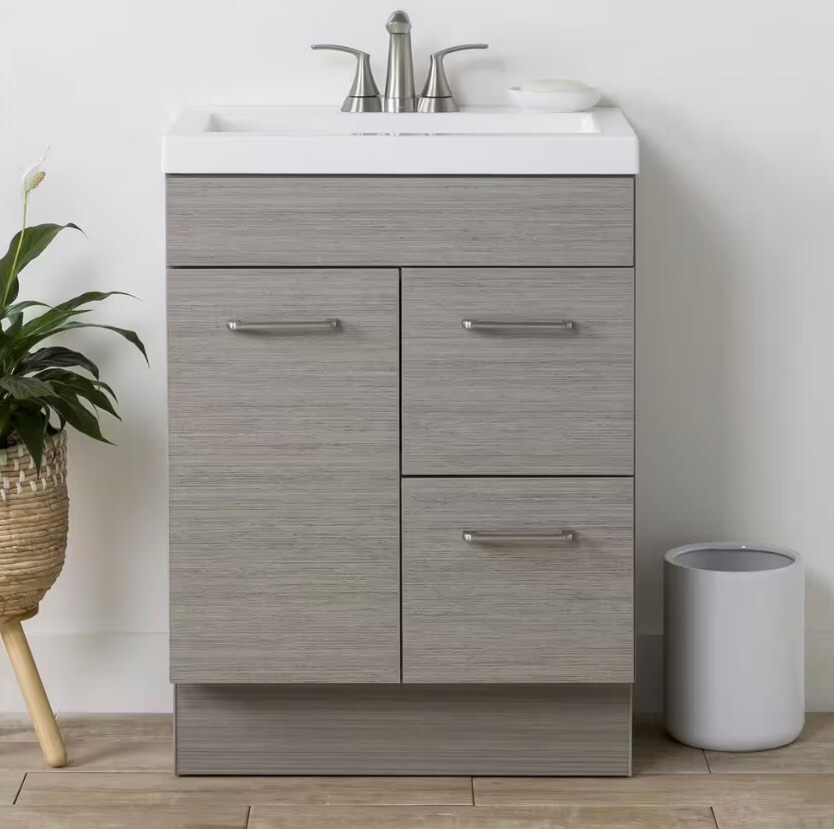 Jayli 25 in. W x 17 in. D x 34 in. H Single Sink Freestanding Bath Vanity in Haze with White Cultured Marble Top