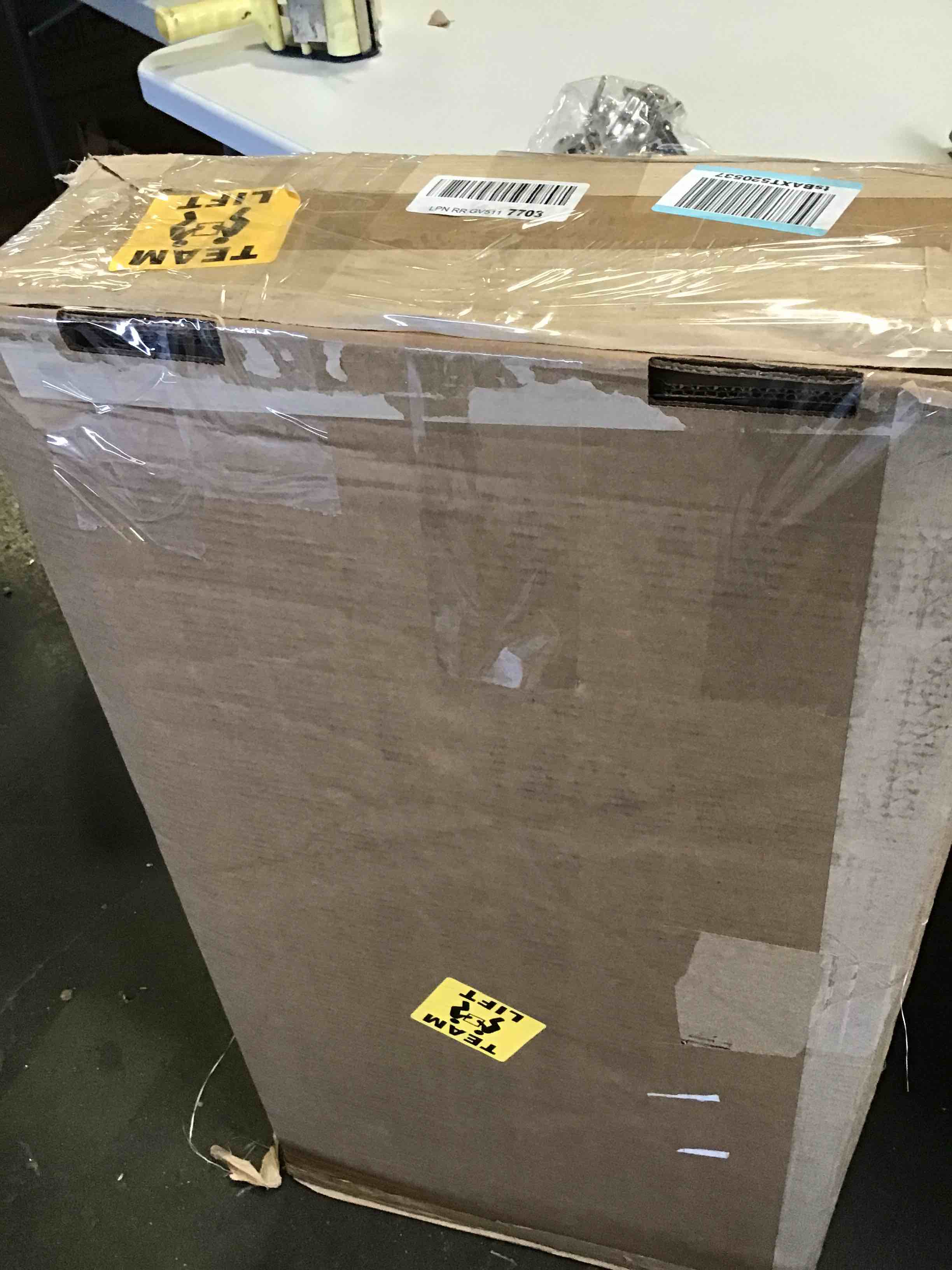 https://s3.amazonaws.com/lotting-images-prod/bidfta/GRN5649272_1696352366969.jpeg