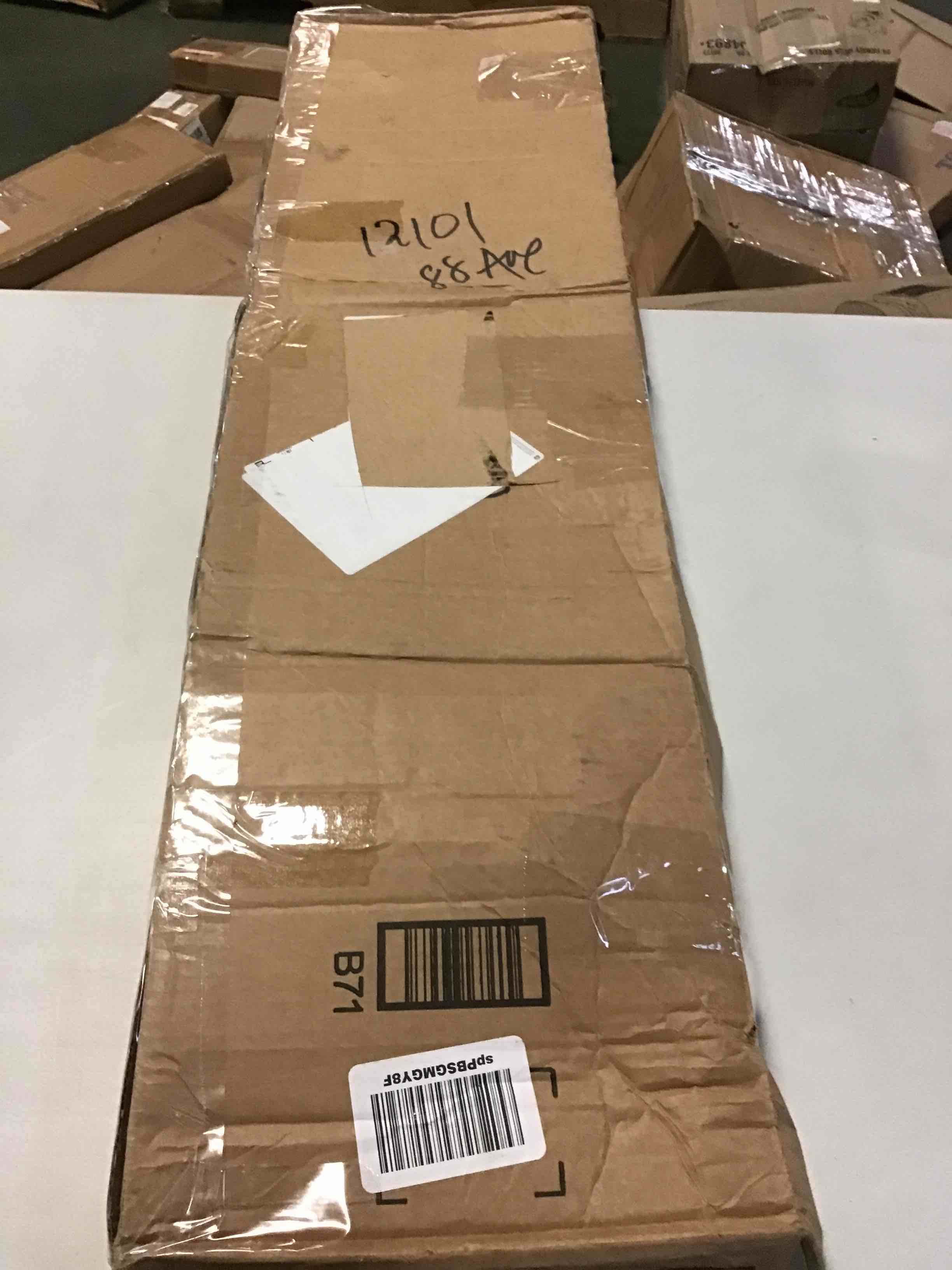 https://s3.amazonaws.com/lotting-images-prod/bidfta/GRN5649364_1696421085960.jpeg