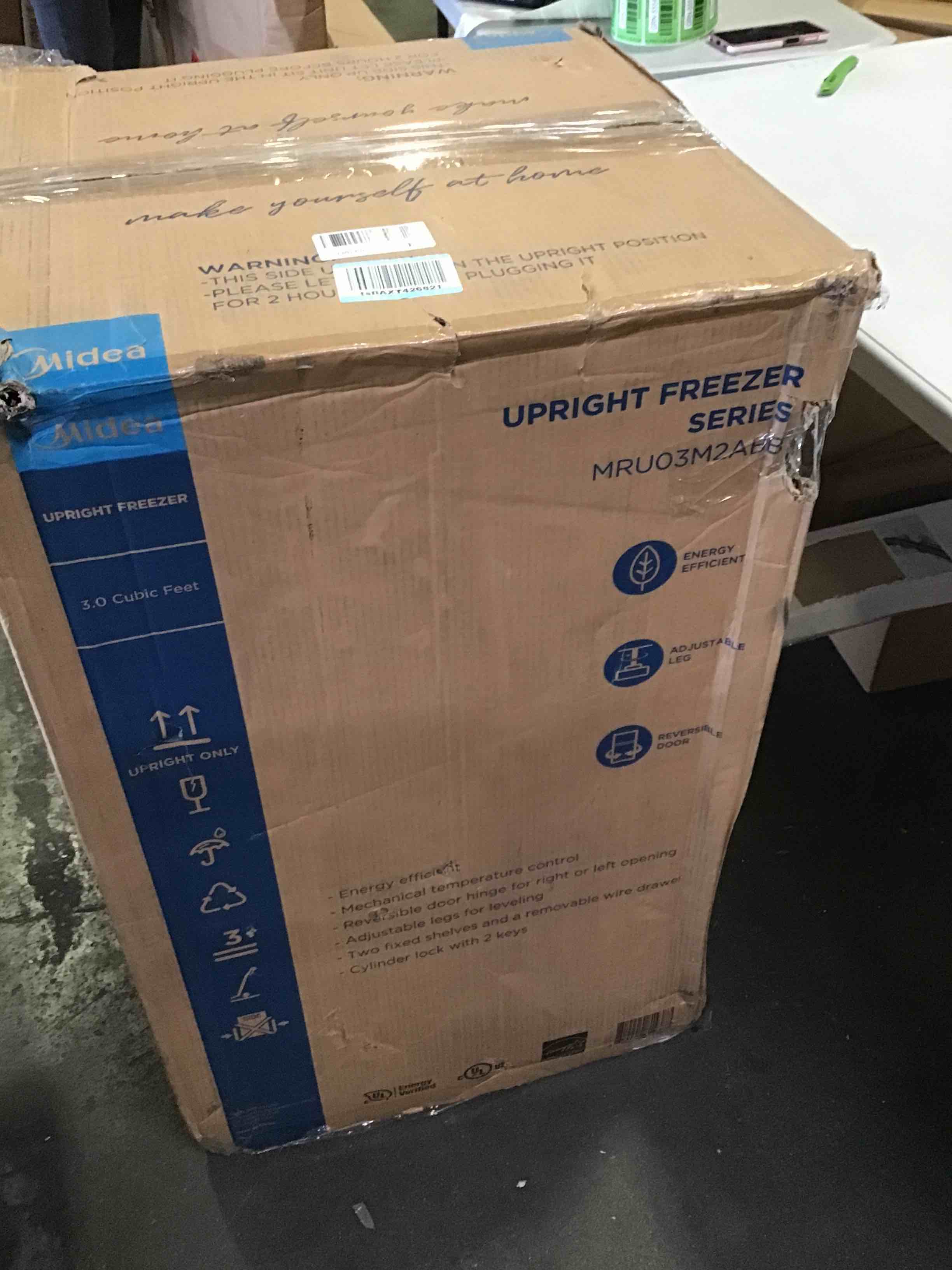 https://s3.amazonaws.com/lotting-images-prod/bidfta/GRN5649412_1696431789752.jpeg