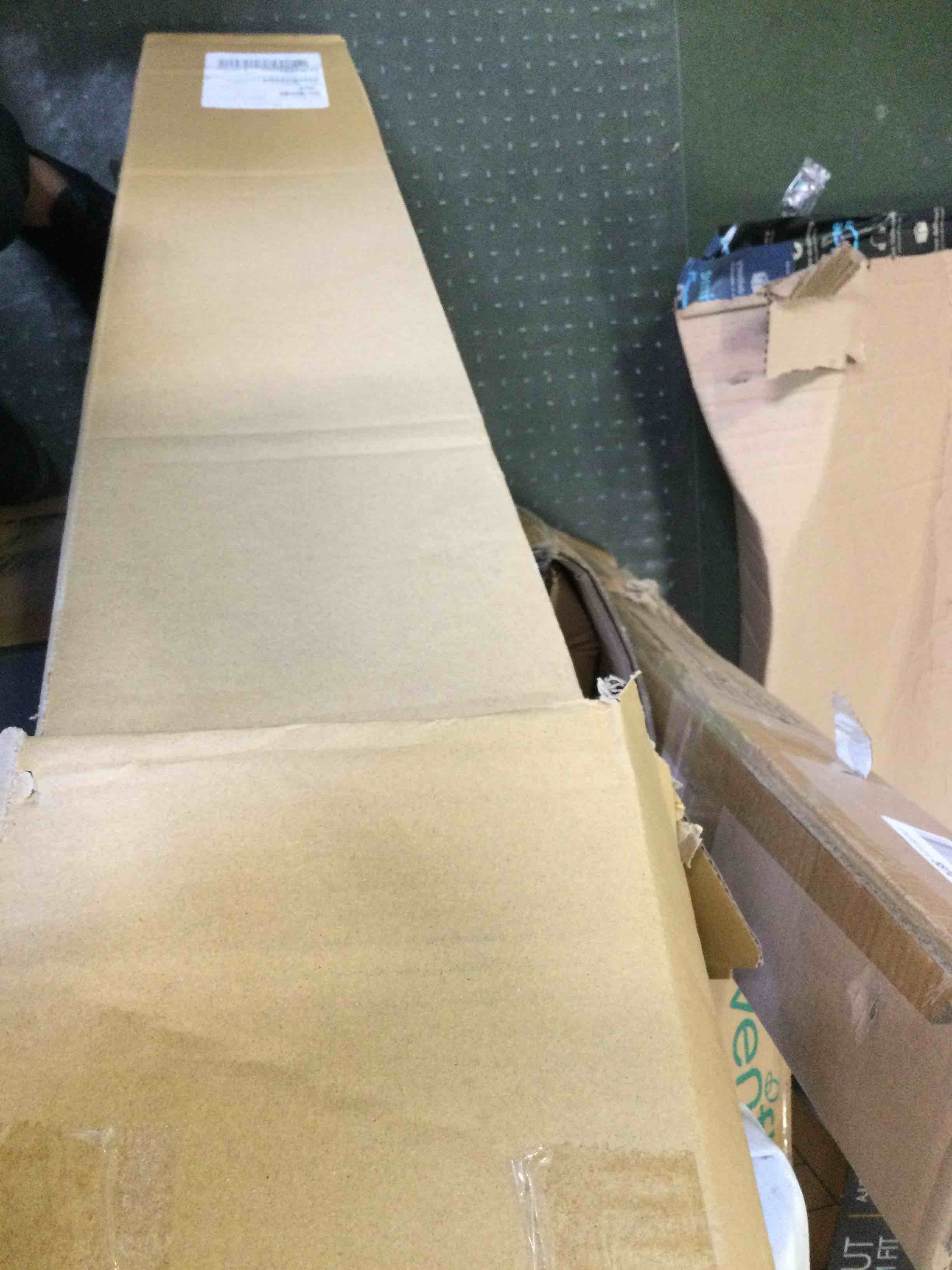 https://s3.amazonaws.com/lotting-images-prod/bidfta/GRN5649719_1696610694549.jpeg