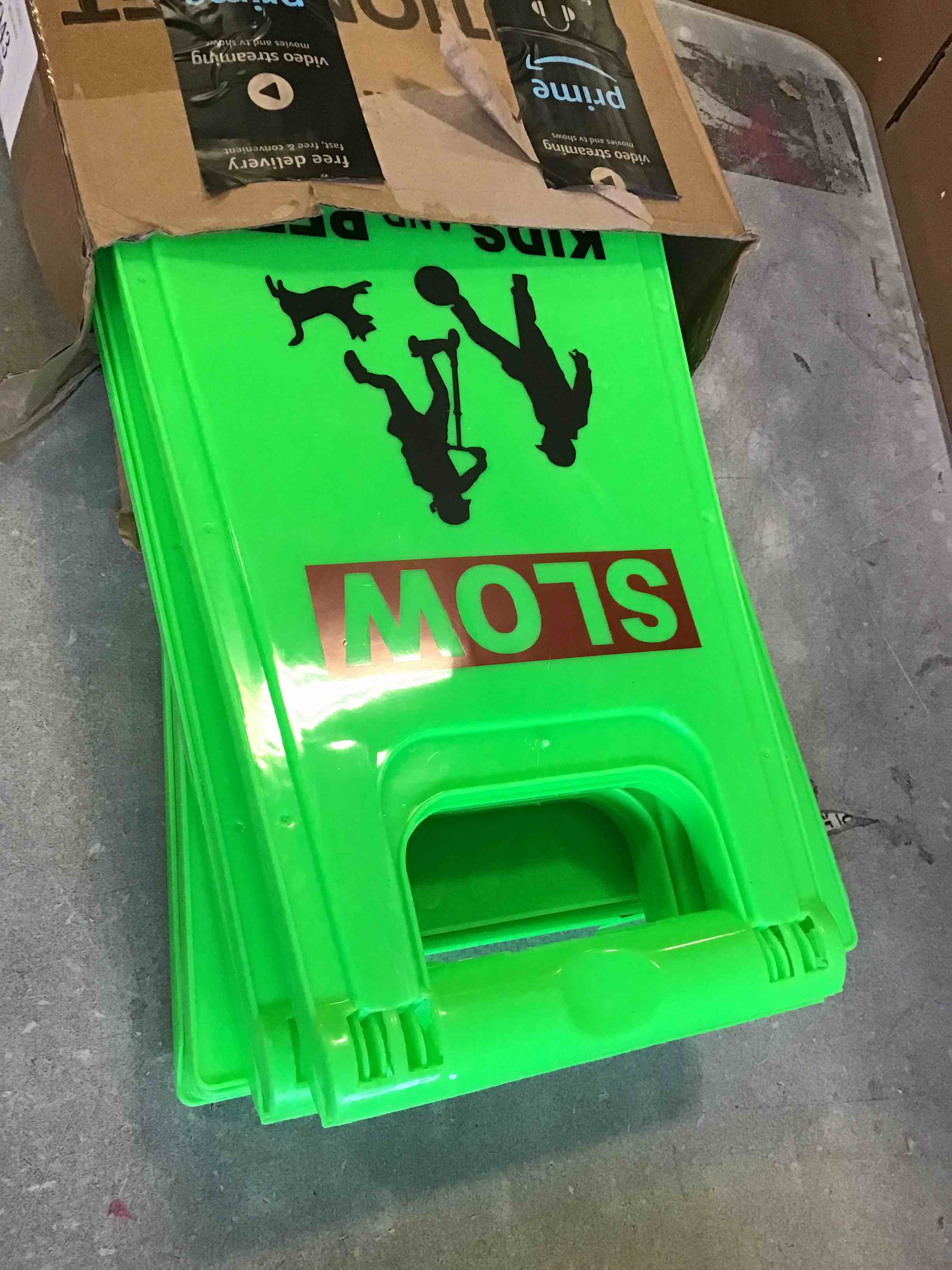https://s3.amazonaws.com/lotting-images-prod/bidfta/GRN5649816_1697118375278.jpeg