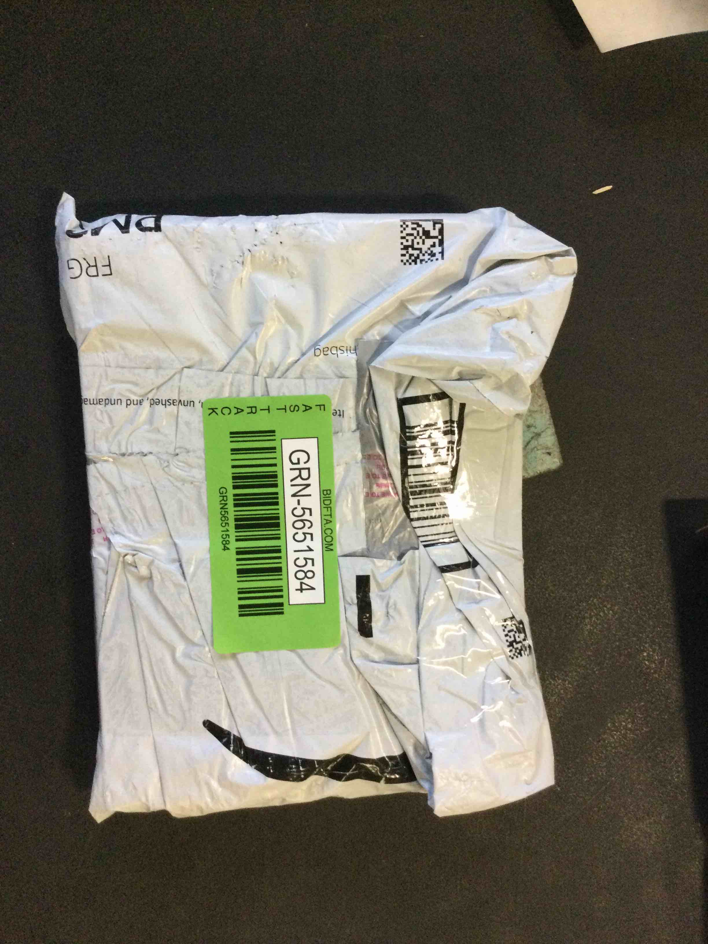 https://s3.amazonaws.com/lotting-images-prod/bidfta/GRN5651584_1696334273529.jpeg