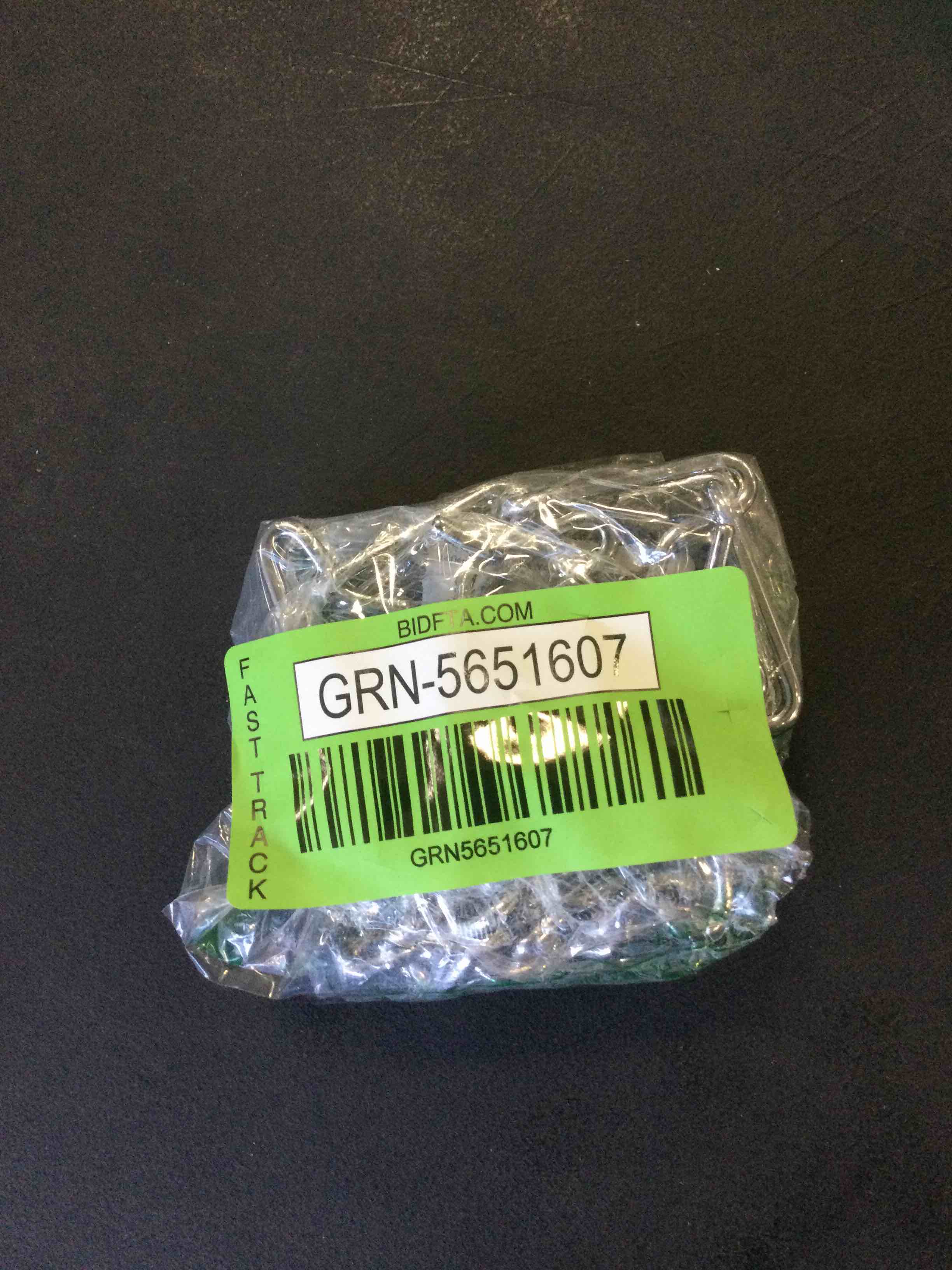https://s3.amazonaws.com/lotting-images-prod/bidfta/GRN5651606_1696340521793.jpeg