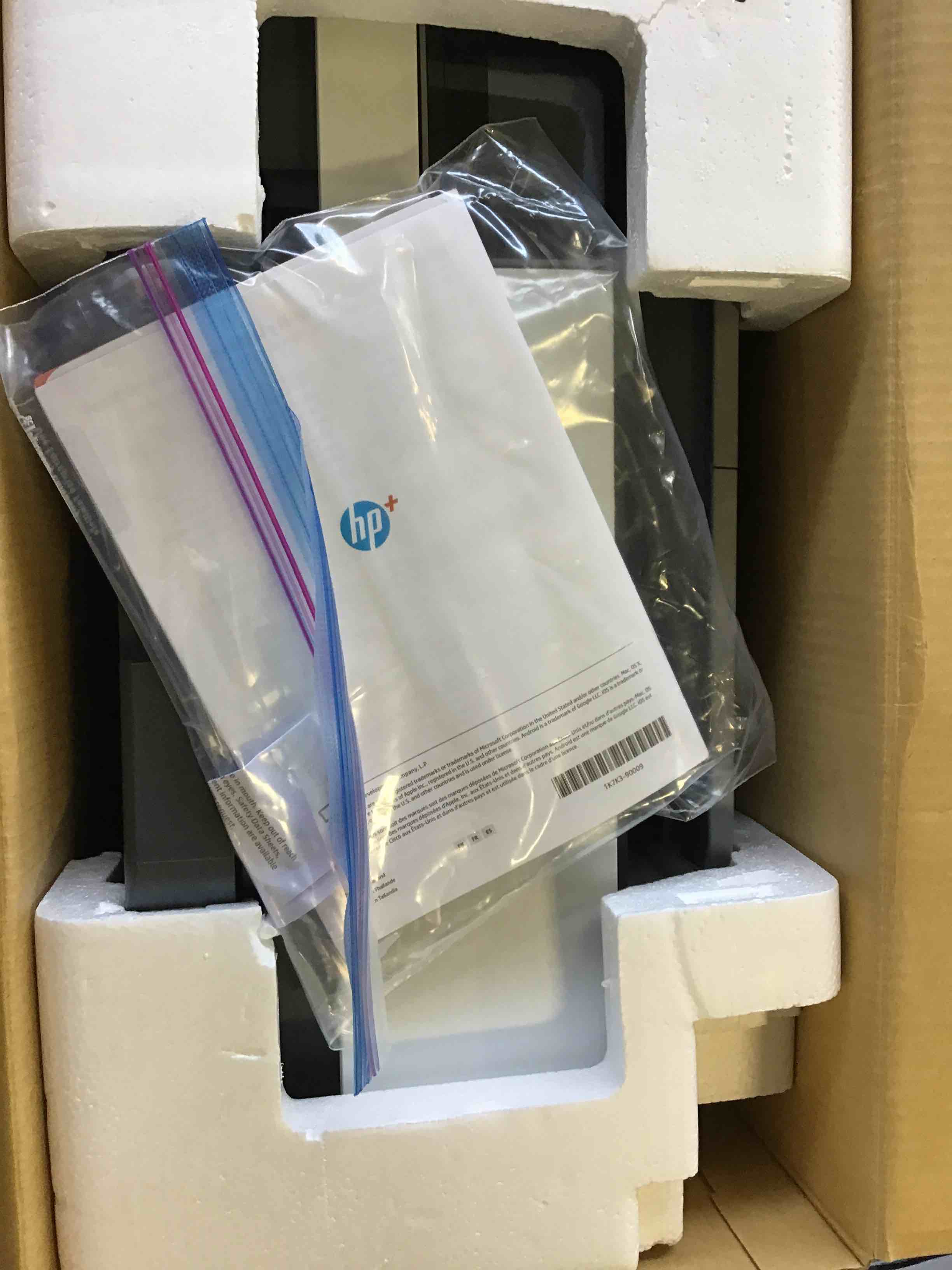 https://s3.amazonaws.com/lotting-images-prod/bidfta/GRN5651720_1696443445351.jpeg