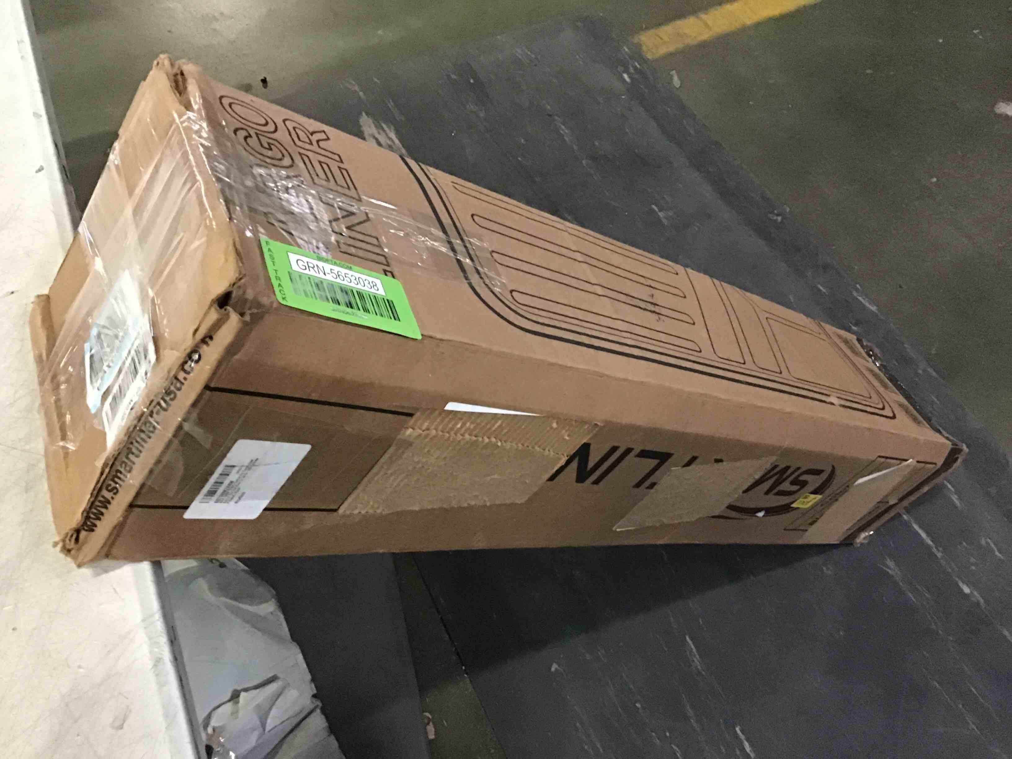 https://s3.amazonaws.com/lotting-images-prod/bidfta/GRN5653038_1696596646127.jpeg
